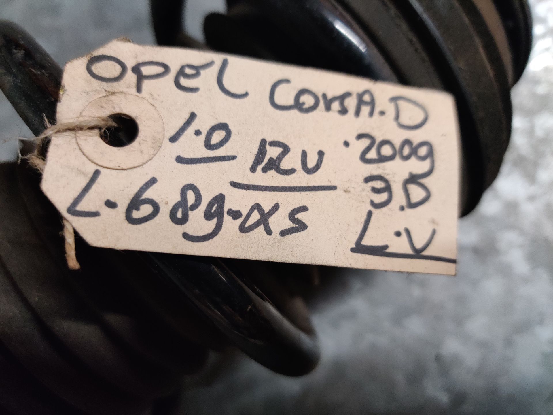 Opel Kapitan, Admiral, Diplomat, onderdelen bij Stegeman Autosloperij bij Lochem.