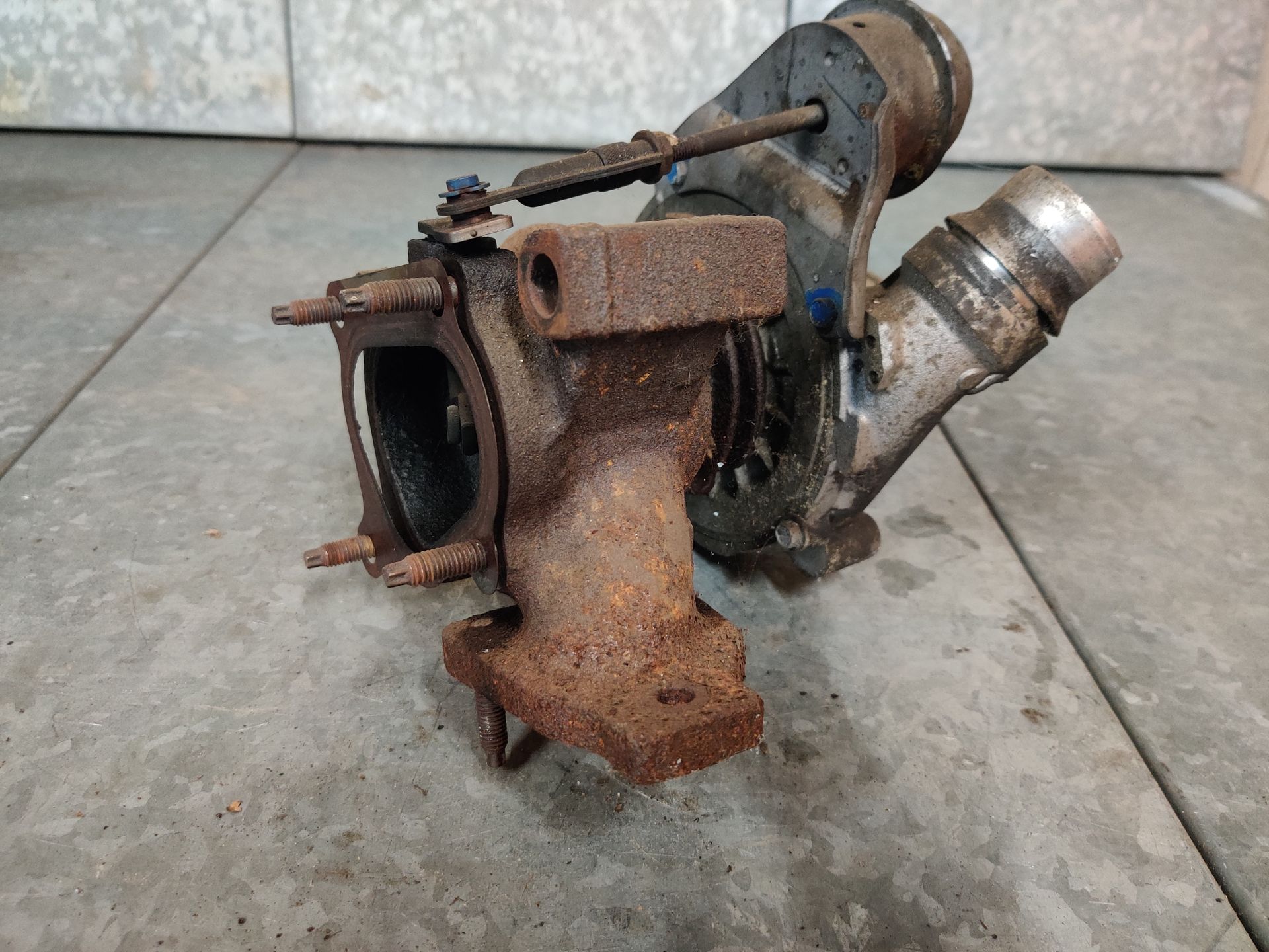 Opel gasklephuis, tankvlotter, hoofdremcilinder op voorraad bij Stegeman Car Parts