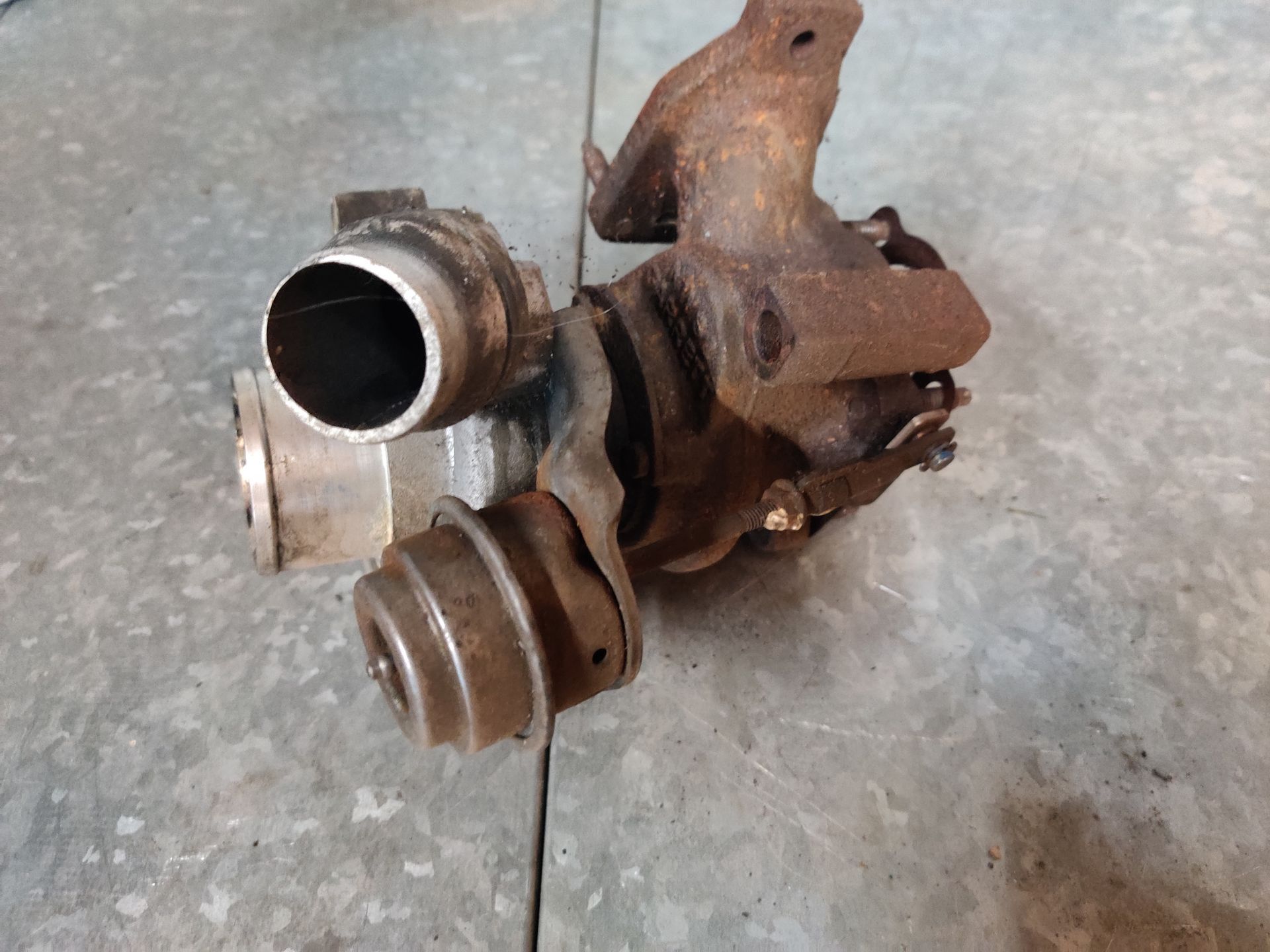 Opel gasklephuis, tankvlotter, hoofdremcilinder op voorraad bij Stegeman Car Parts