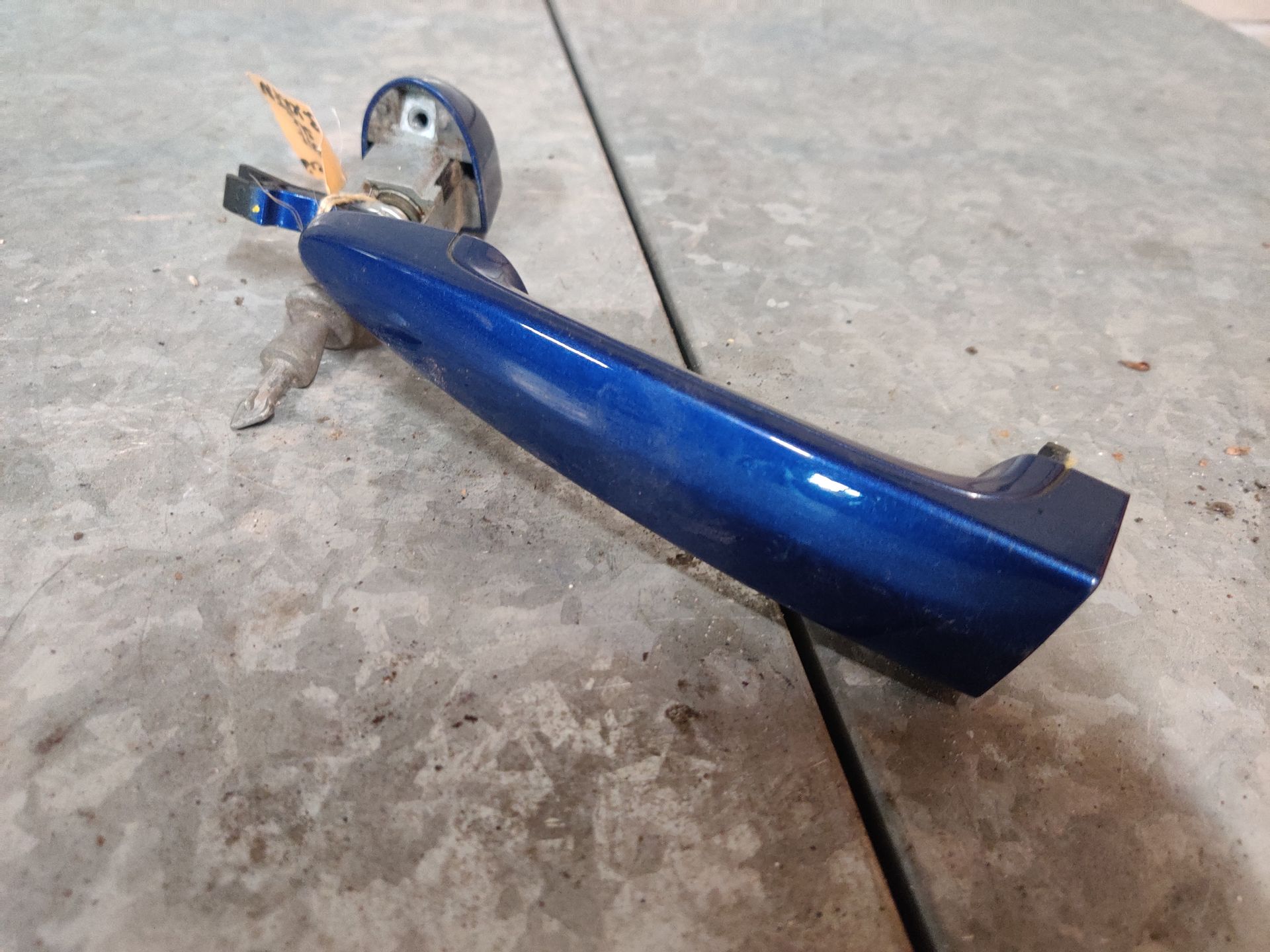 BMW 318i  onderdelen bij www.autosloperij-apeldoorn.nl