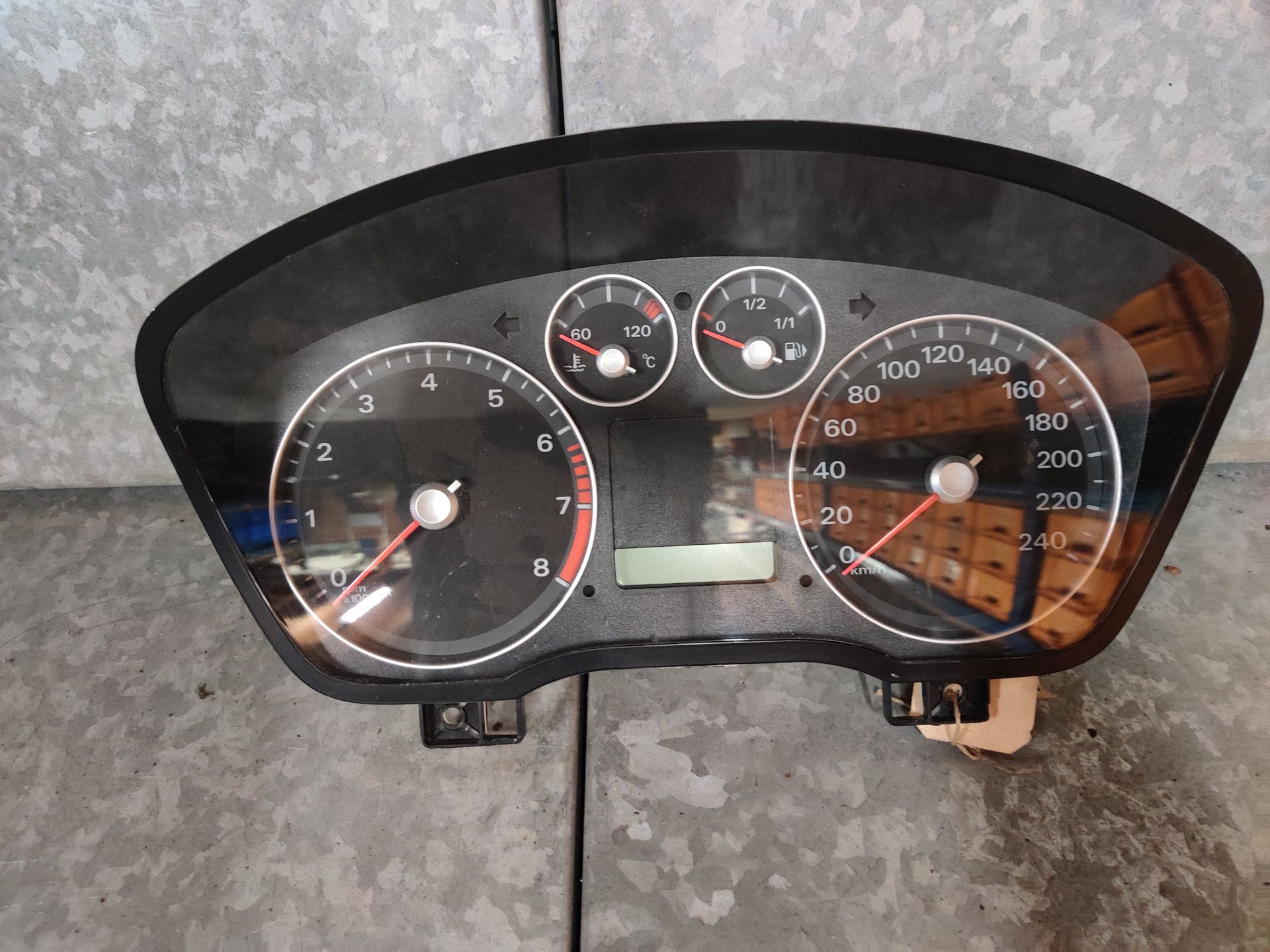 Ford, Daihatsu, Opel, Seat, Toyota en Mercedes  onderdelen bij Stegeman Autosloperij in Exel.