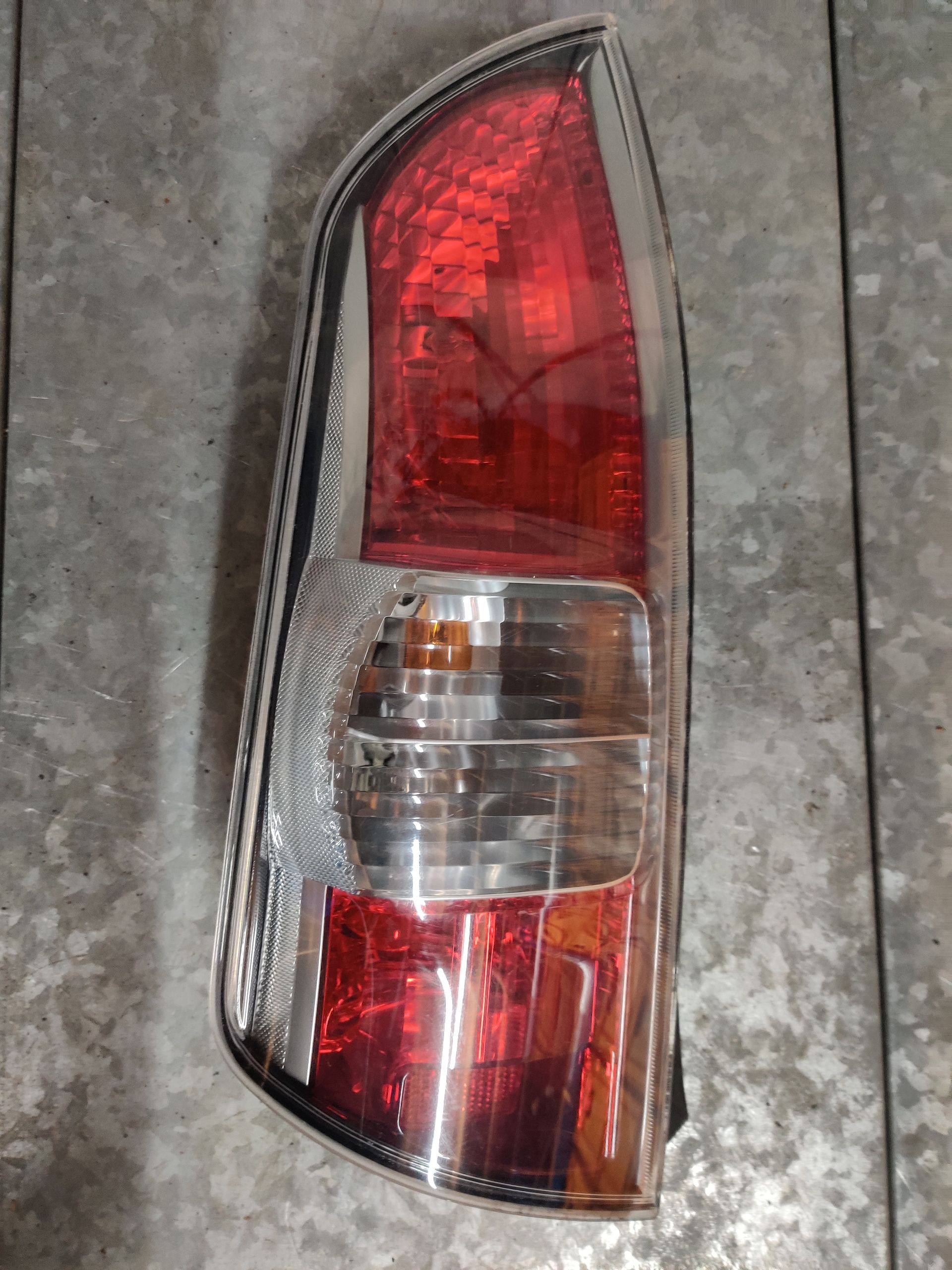 Daihatsu, Kia onderdelen bij Stegeman car parts in Exel.