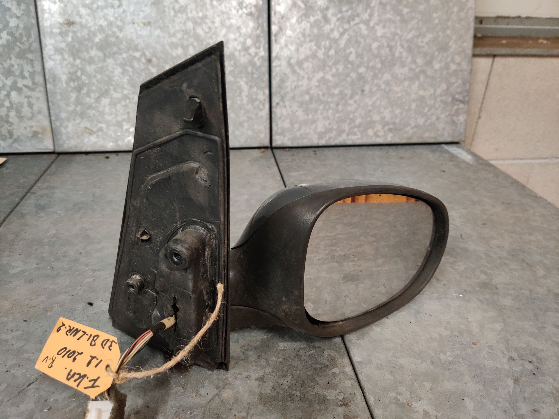 Ford, Volvo, Daihatsu, Kia onderdelen bij Stegeman car parts in Exel.