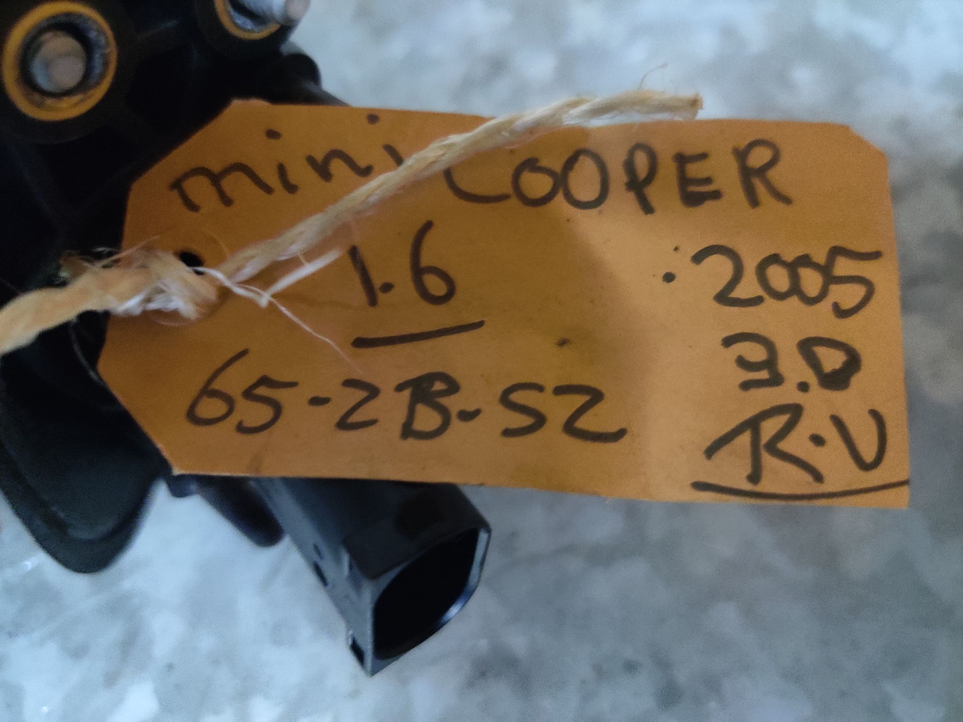 Mini Cooper spiegels bij Stegeman Autosloperij in Exel.