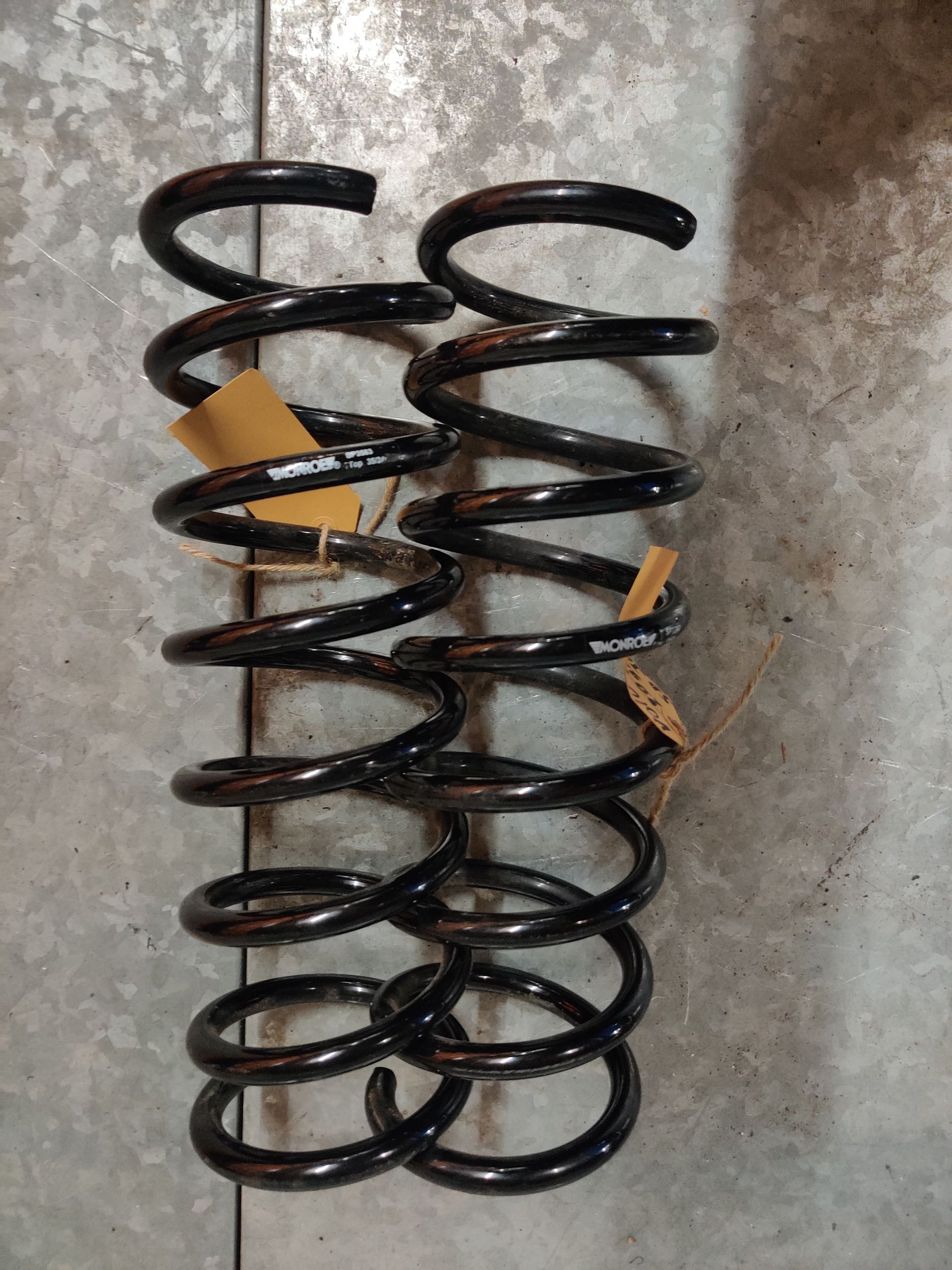 Volvo gebruikte Peugeot ,Volkswagen onderdelen bij Stegeman in Exel www.stegemancarparts.nl