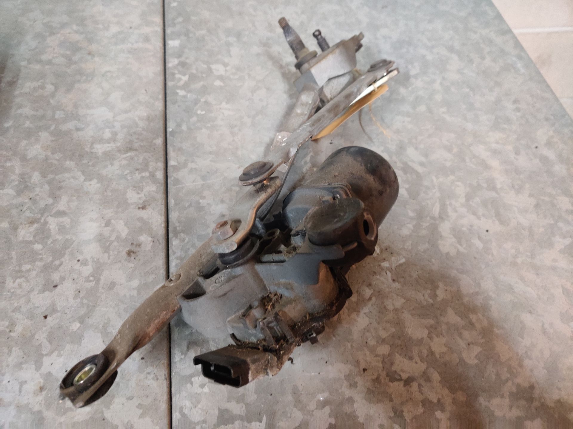 Alles voor uw VW, Citroen, Toyota, Nissan bij Stegeman Autosloperij in Exel.