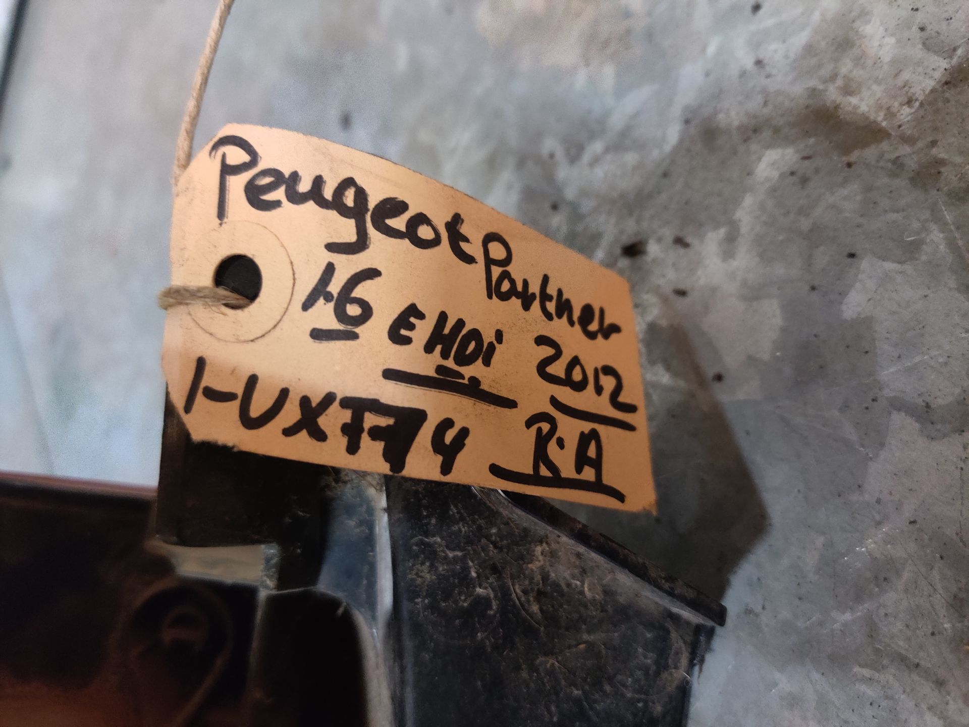 Peugeot  Ersatzteile beim www.stegemancarparts.nl in Holland