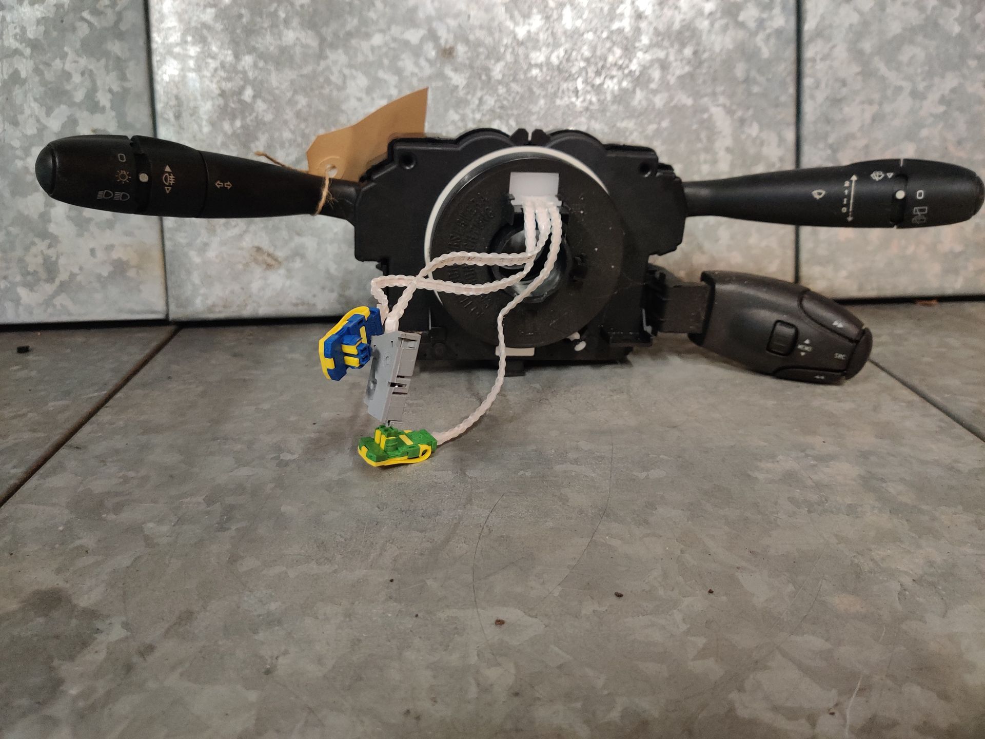 Daihatsu, Ford, Opel, Mini, Peugeot bij Stegeman Autosloperij in Exel bij Lochem.