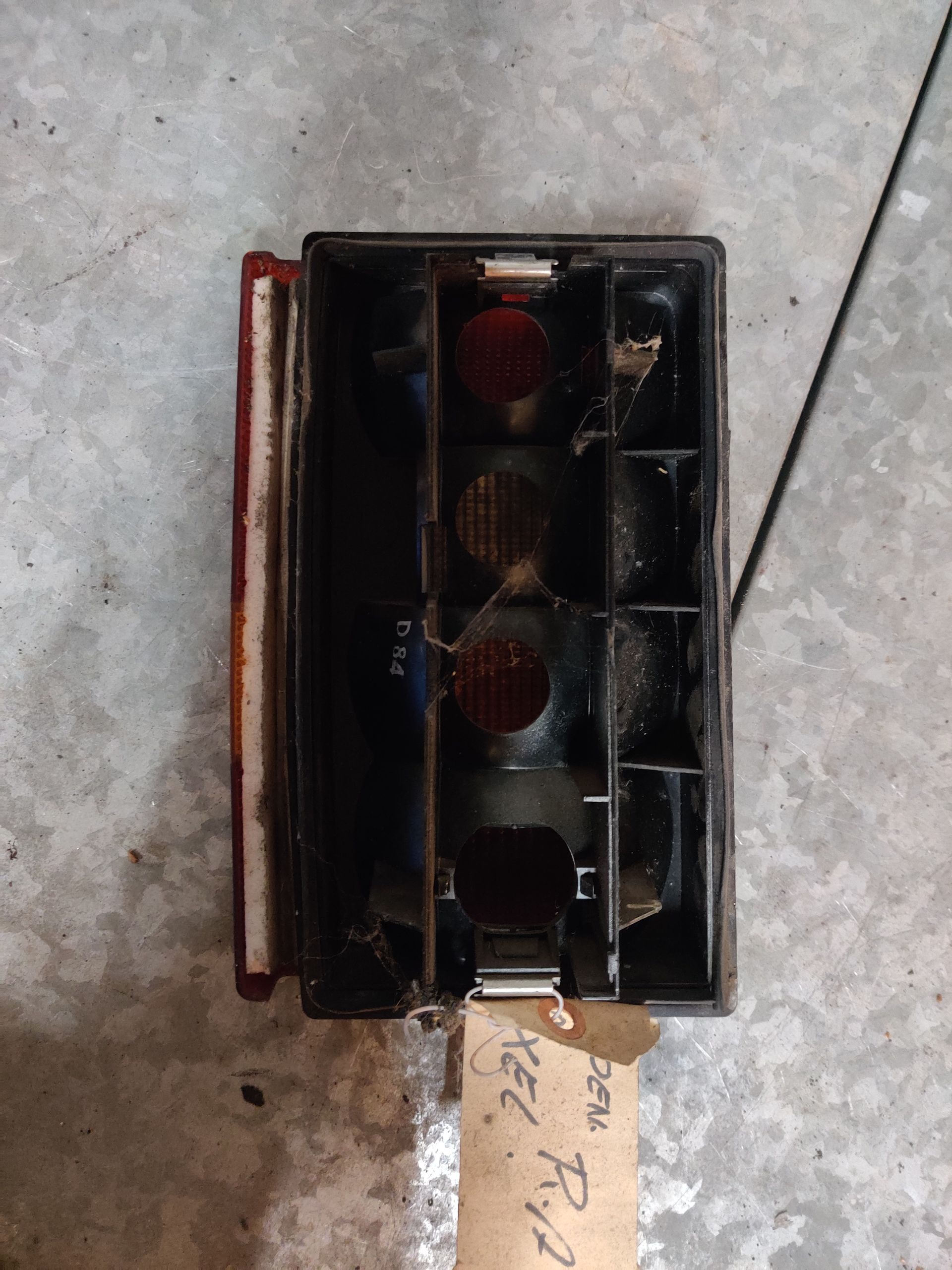 Audi A3, Citroen Axel, Peugeot Partner, Renault Scenic onderdelen bij Stegeman Car Parts in Lochem