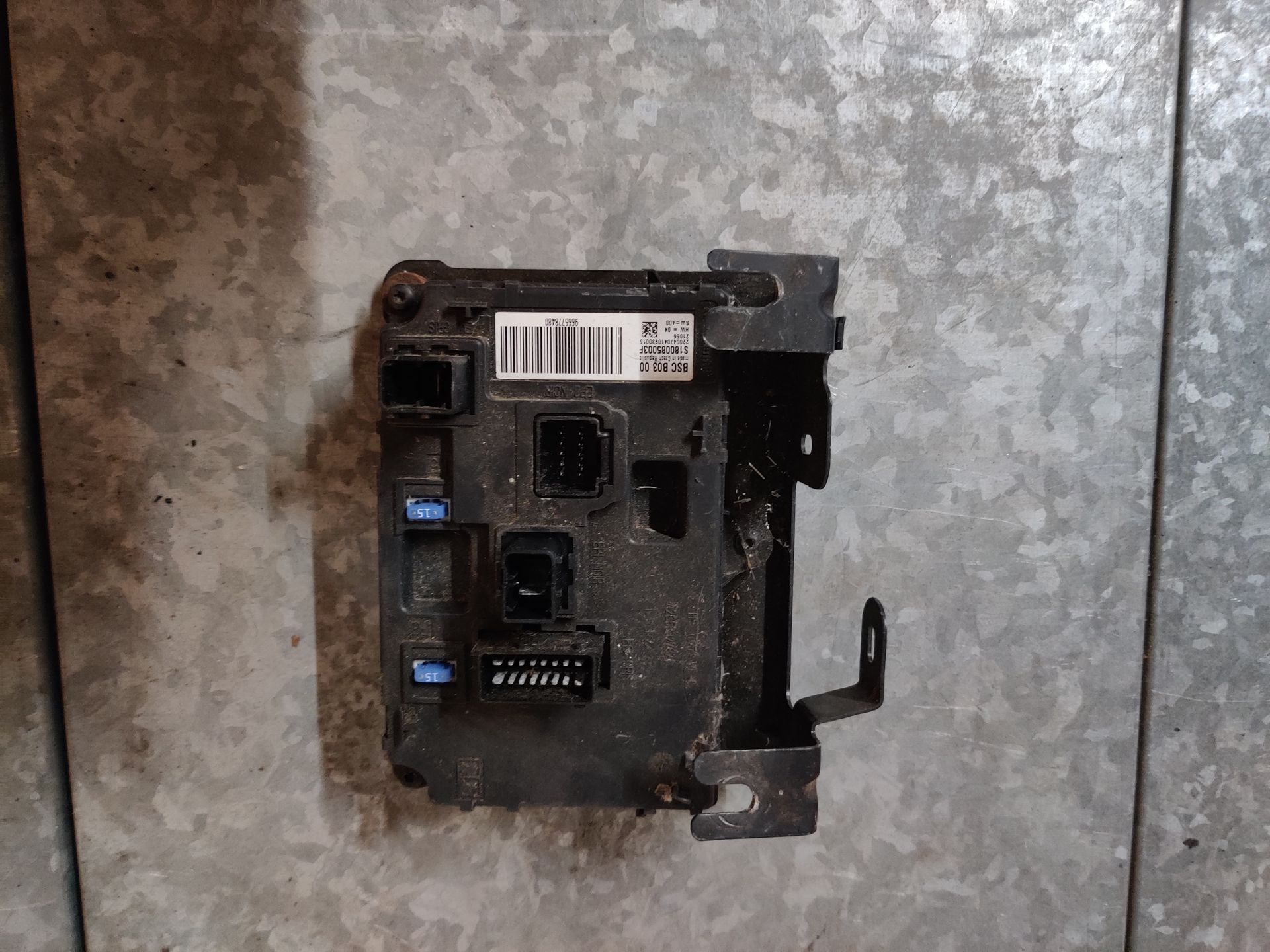 Audi A3, Citroen Axel, Peugeot Partner, Renault Scenic onderdelen bij Stegeman Car Parts in Lochem