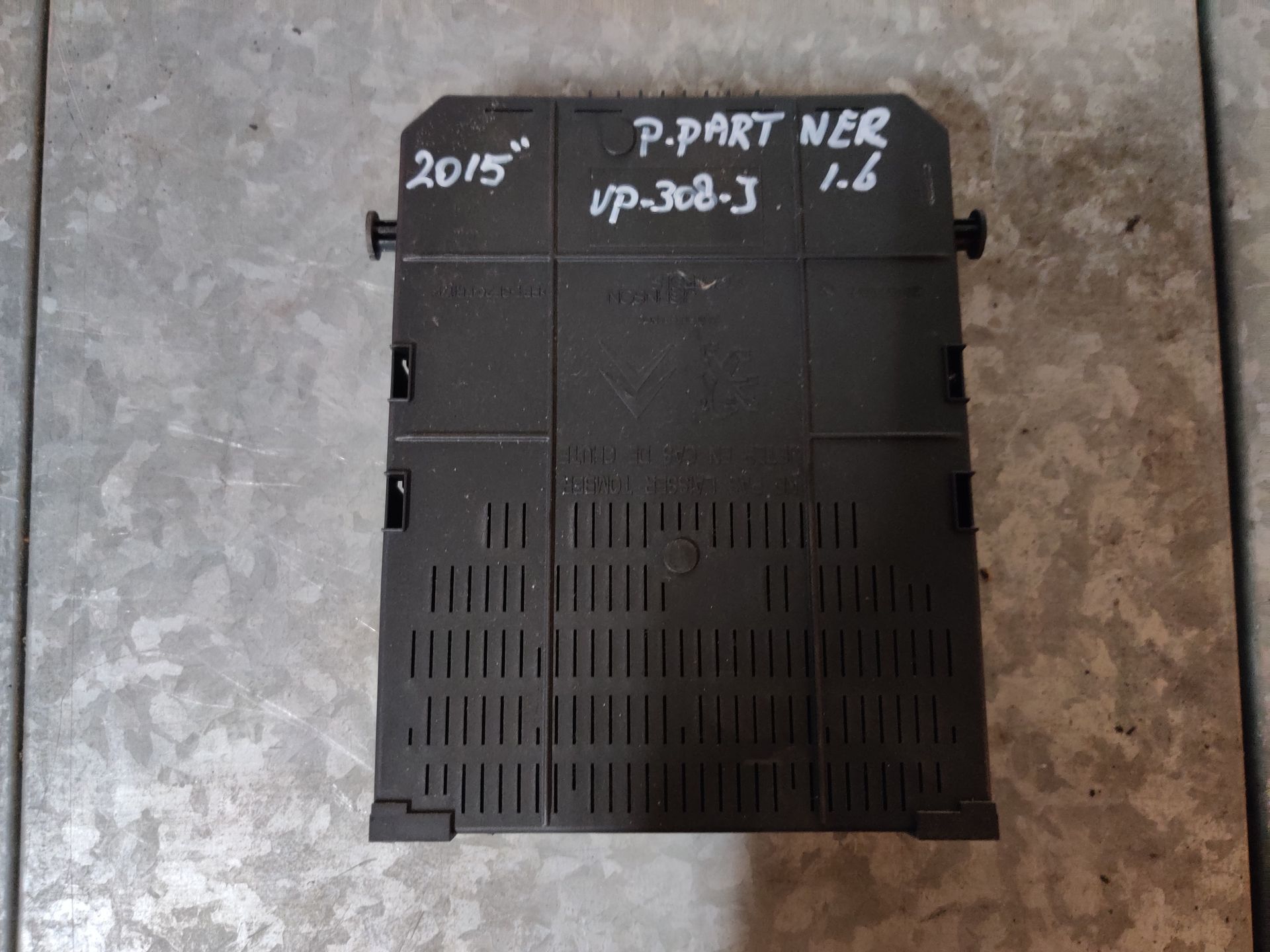 Audi A3, Citroen Axel, Peugeot Partner, Renault Scenic onderdelen bij Stegeman Car Parts in Lochem