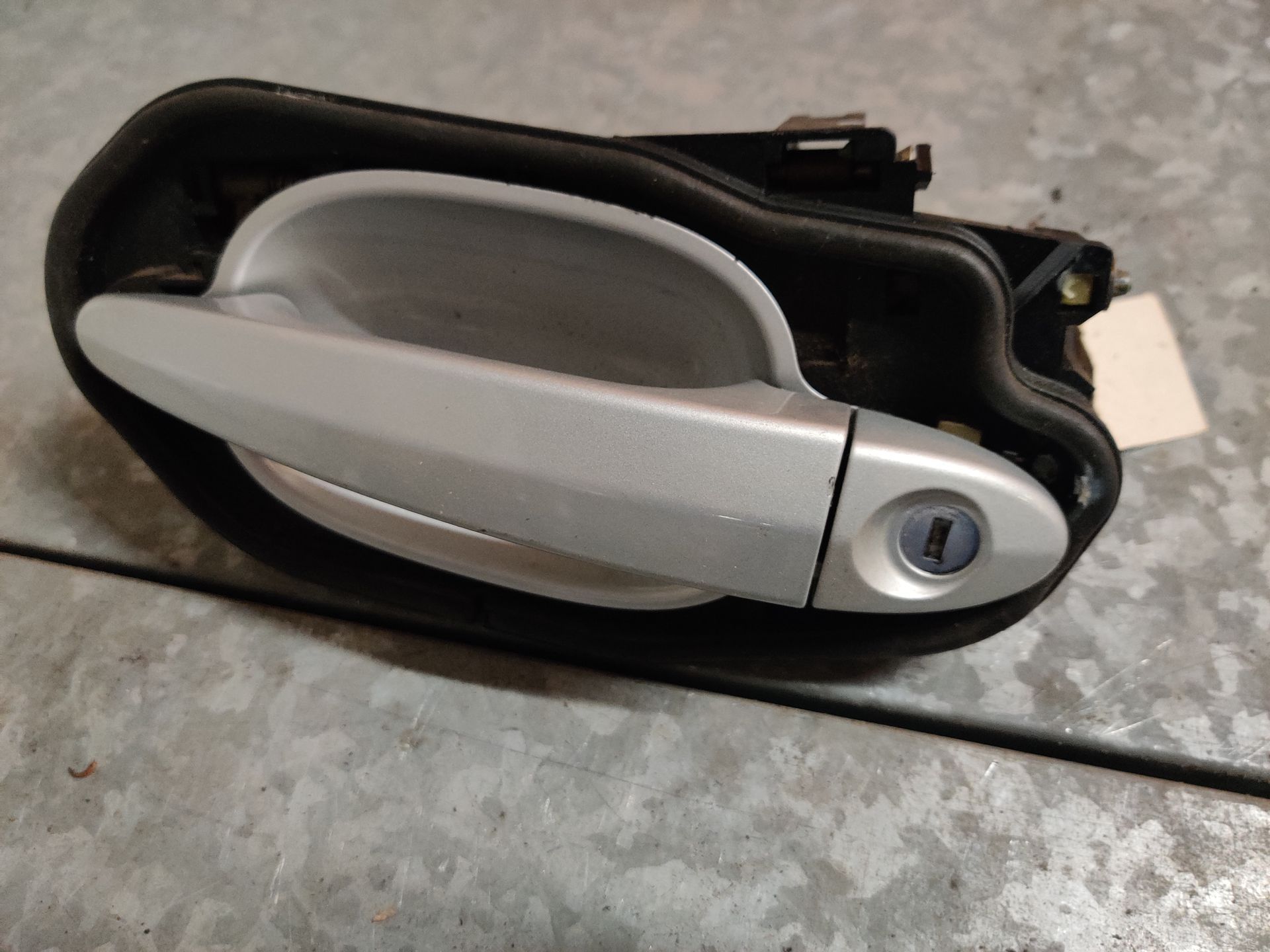 BMW 525i onderdelen bij Stegeman Autosloperij in Exel.