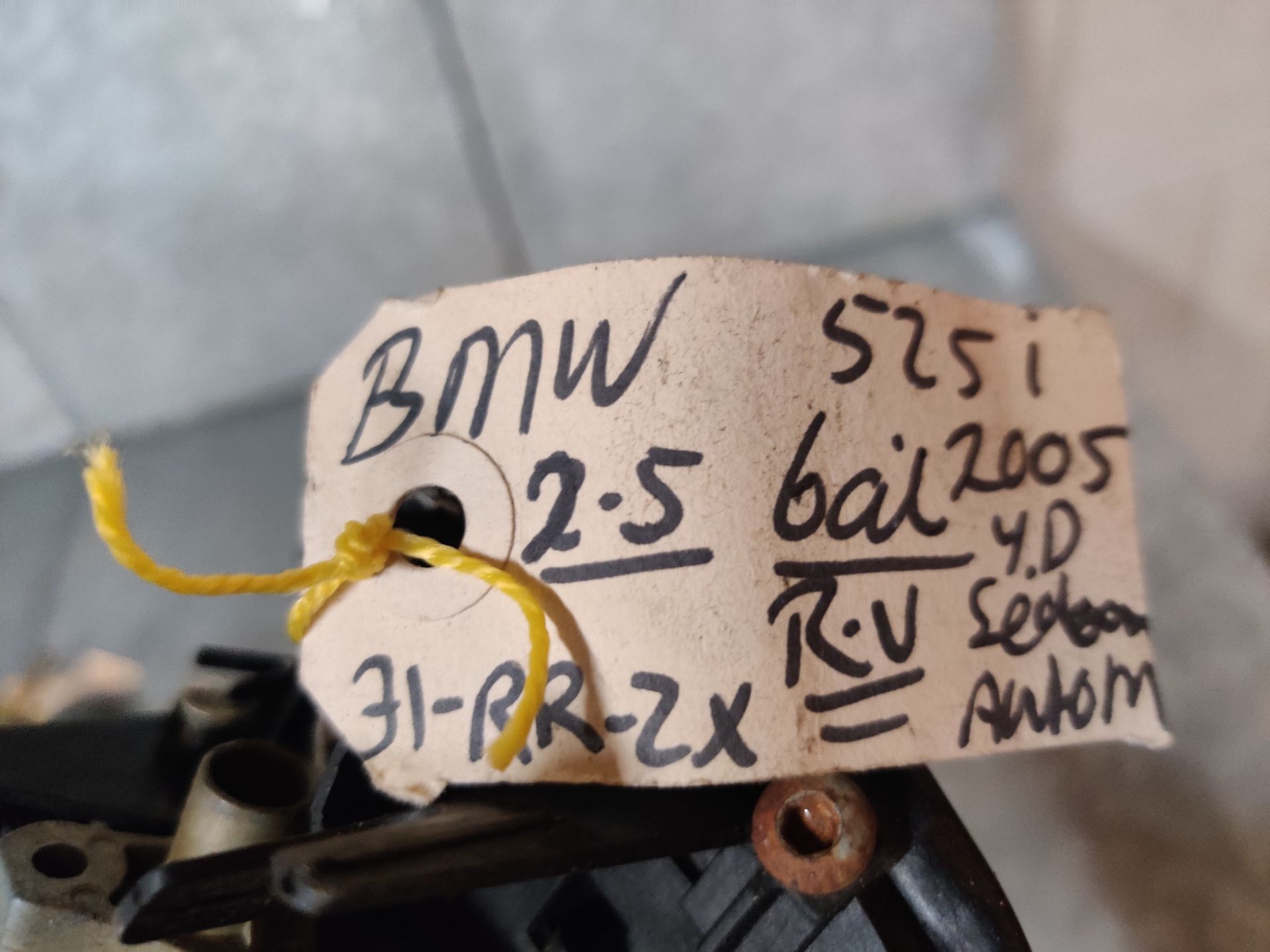 BMW 525i onderdelen bij Stegeman Autosloperij in Exel.