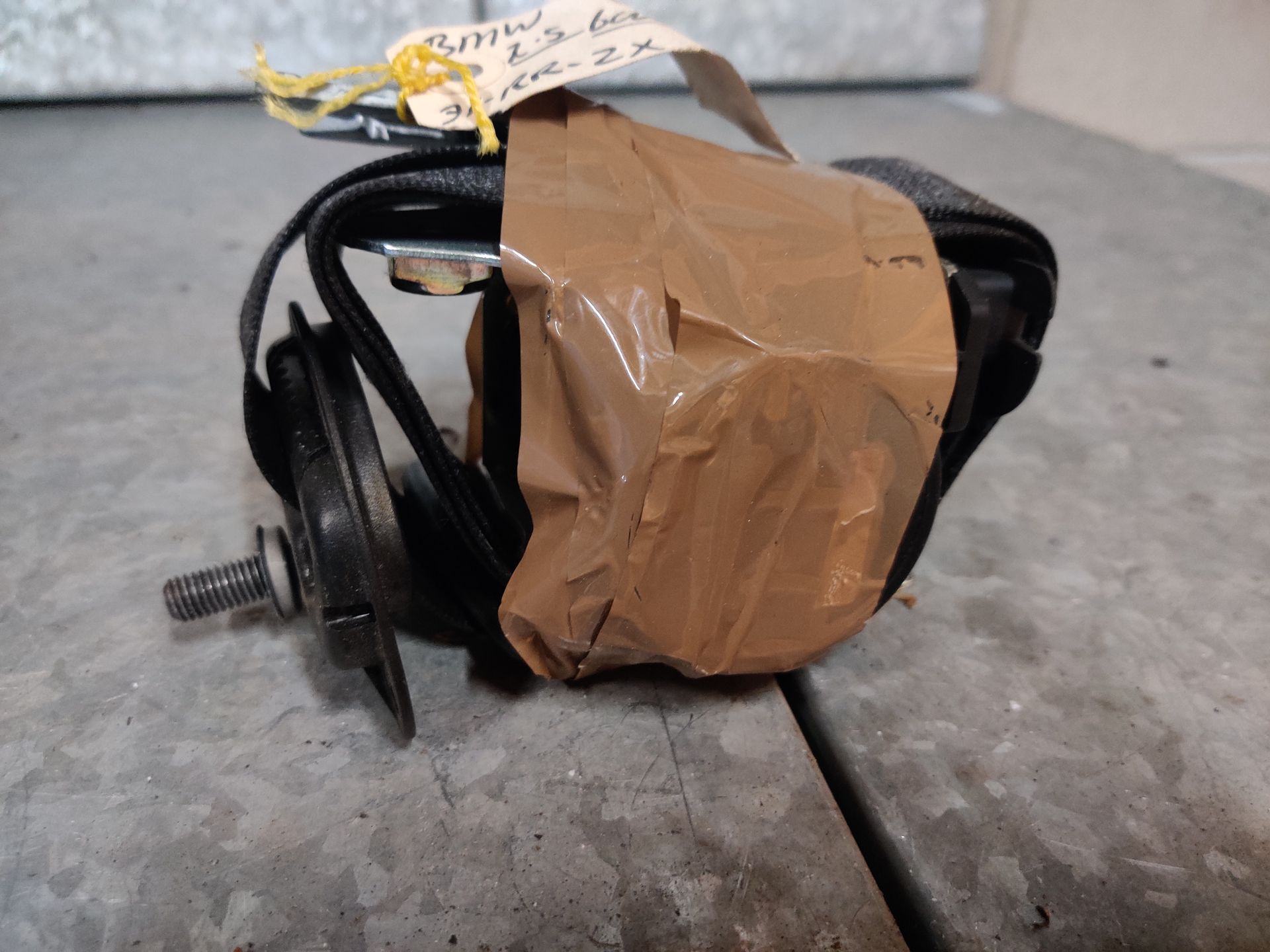 BMW 525i onderdelen bij Stegeman Autosloperij in Exel.