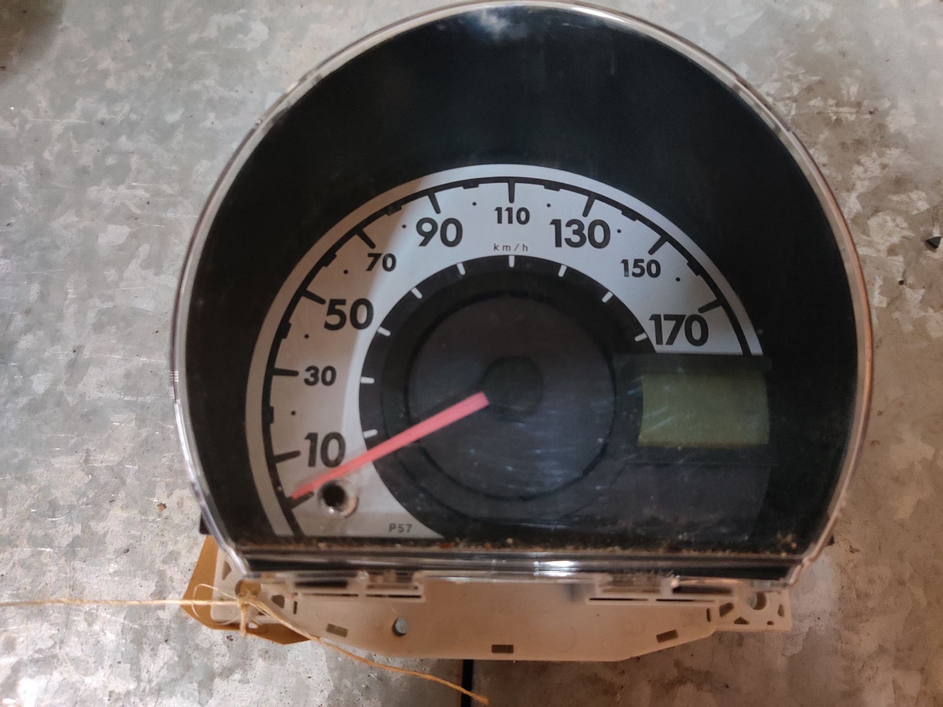 Peugeot rolgordels, deurklinken en nog veel meer bij Stegeman Autosloperij in Exel bij Lochem.