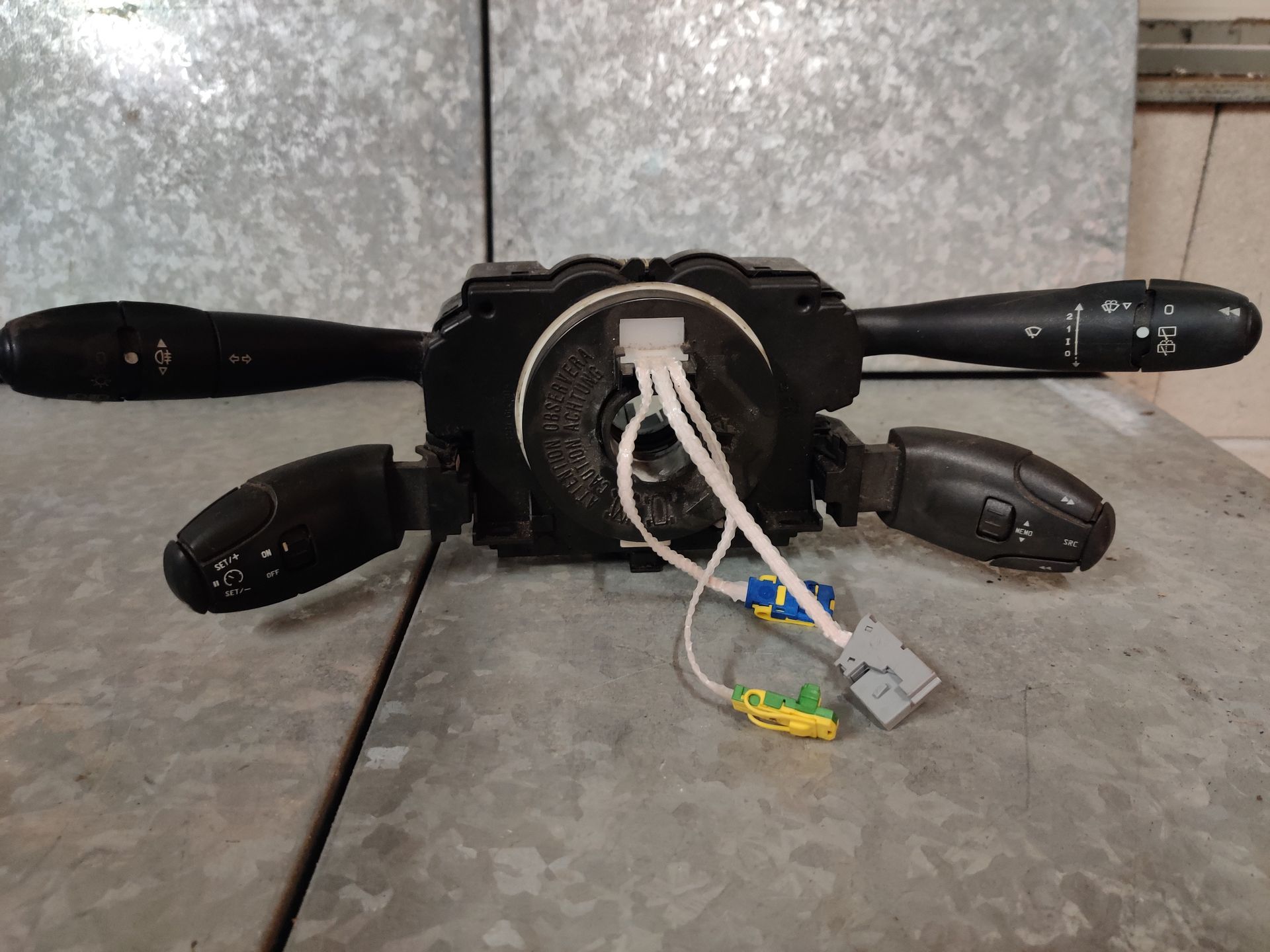 Stuurkolomschakelaar van een Peugeot