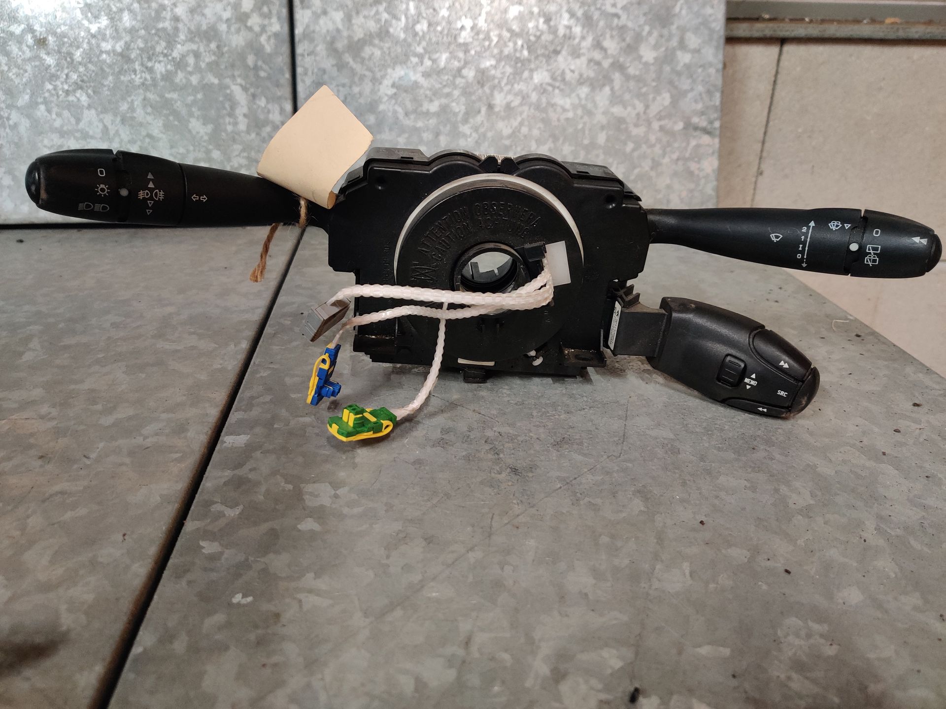 Stuurkolomschakelaar van een Peugeot