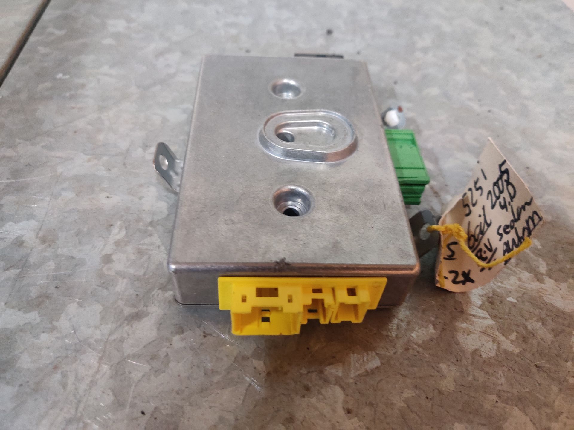 BMW 525i onderdelen bij Stegeman autosloperij in Exel, Telefoon 0573421372