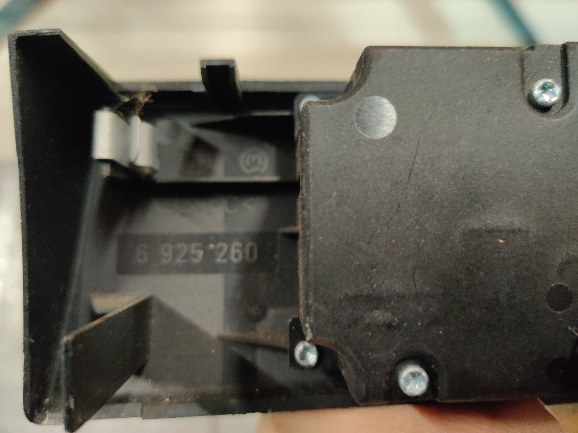 BMW 525i bij Stegeman Car Parts in Exel.