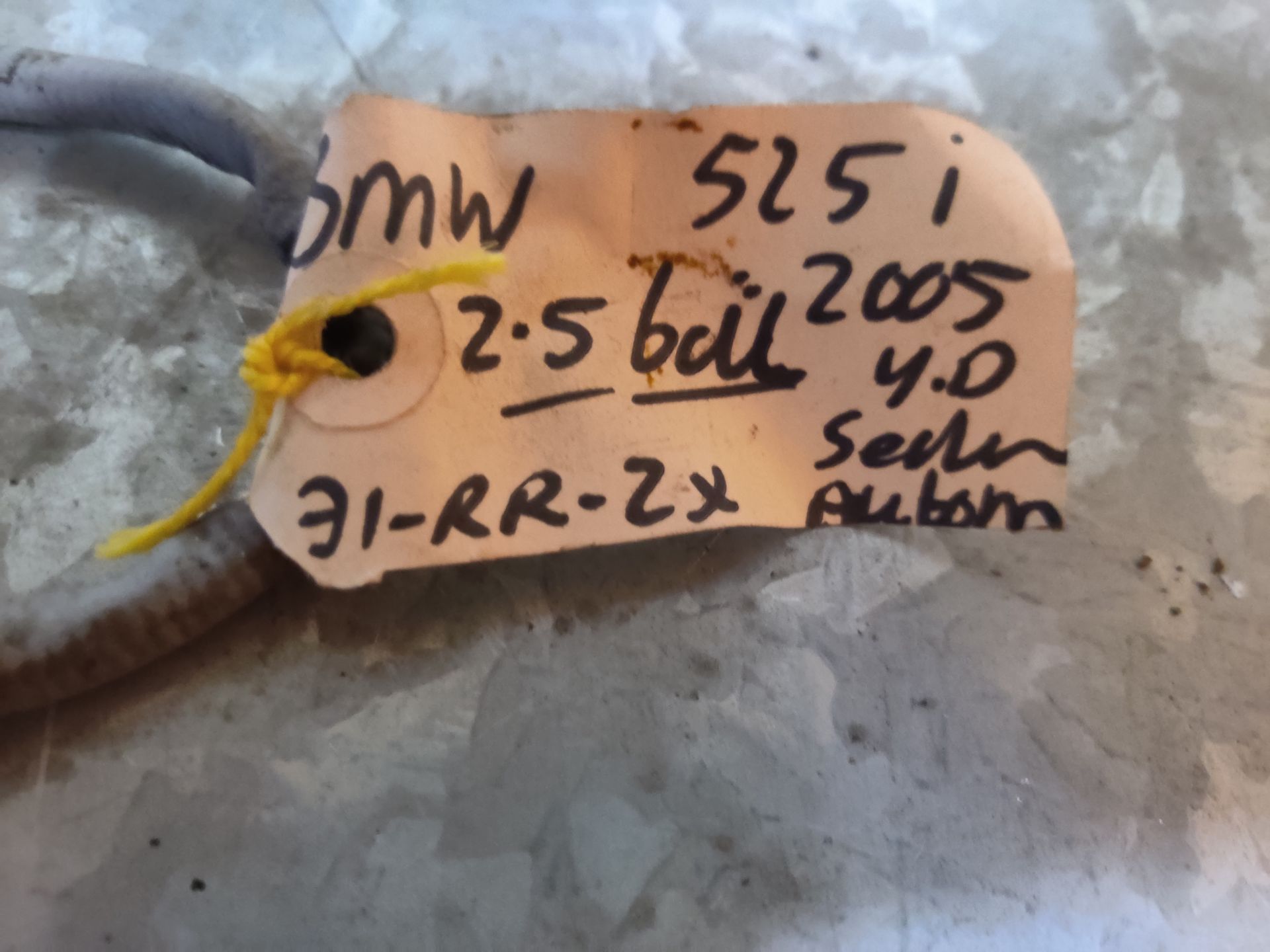 Lambdasonde BMW 525i bij Stegeman in Exel. Tel 0573421372