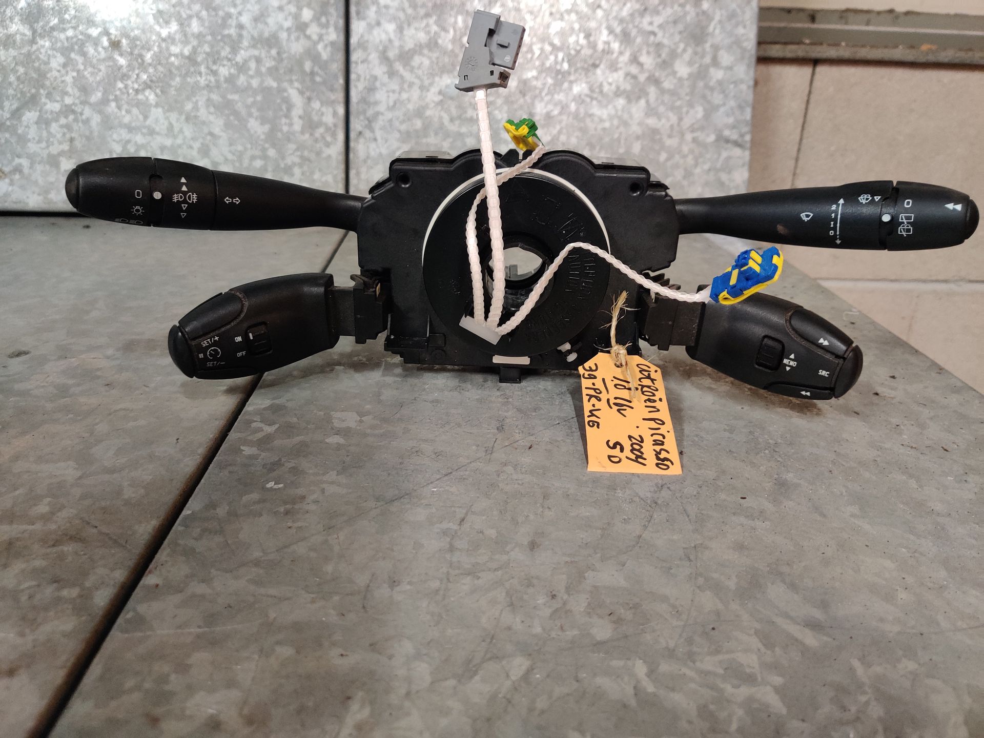 BMW 525i onderdelen bij Stegeman Carparts in Lochem