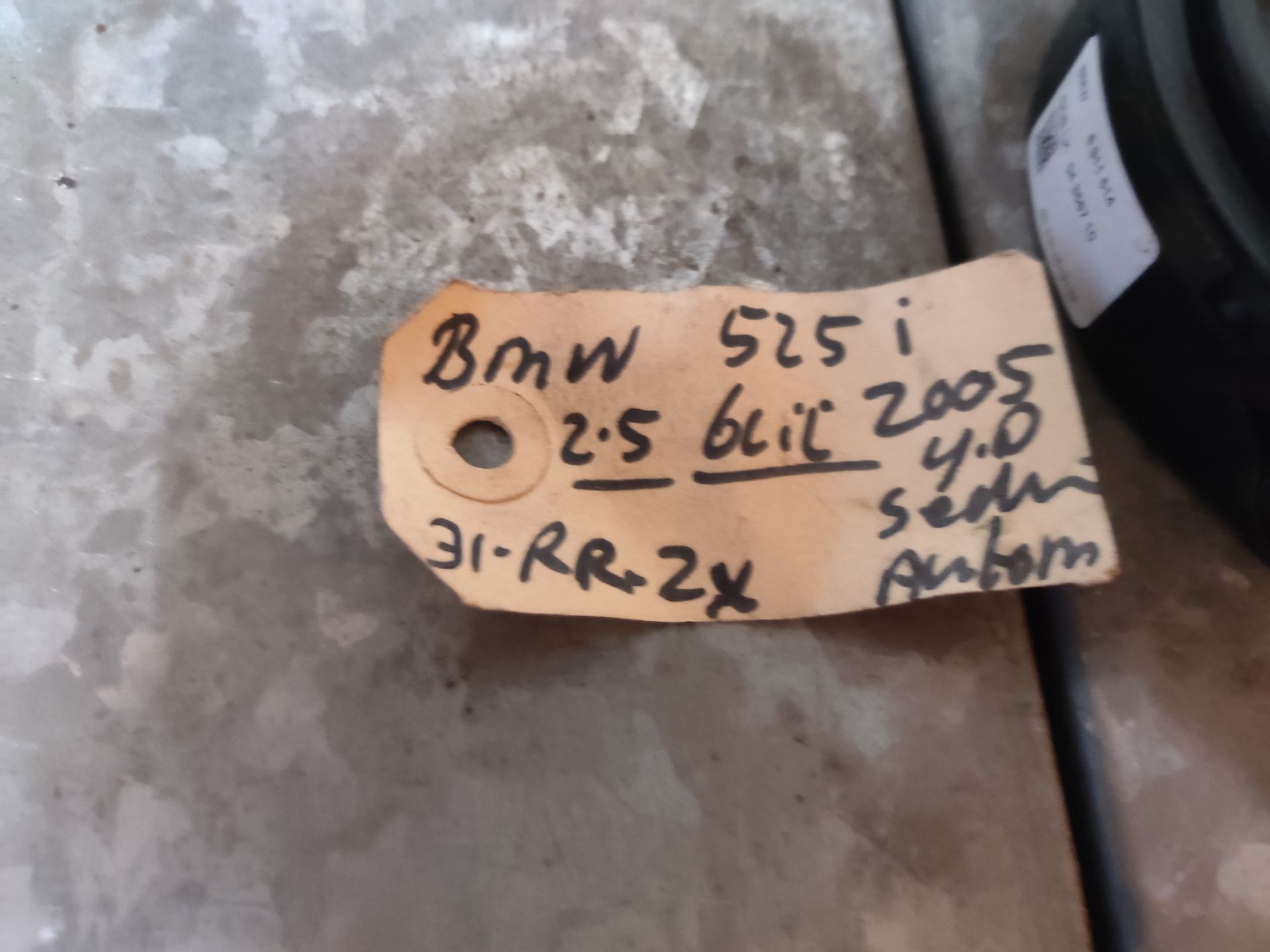 BMW 525i airbagring uit 2005.