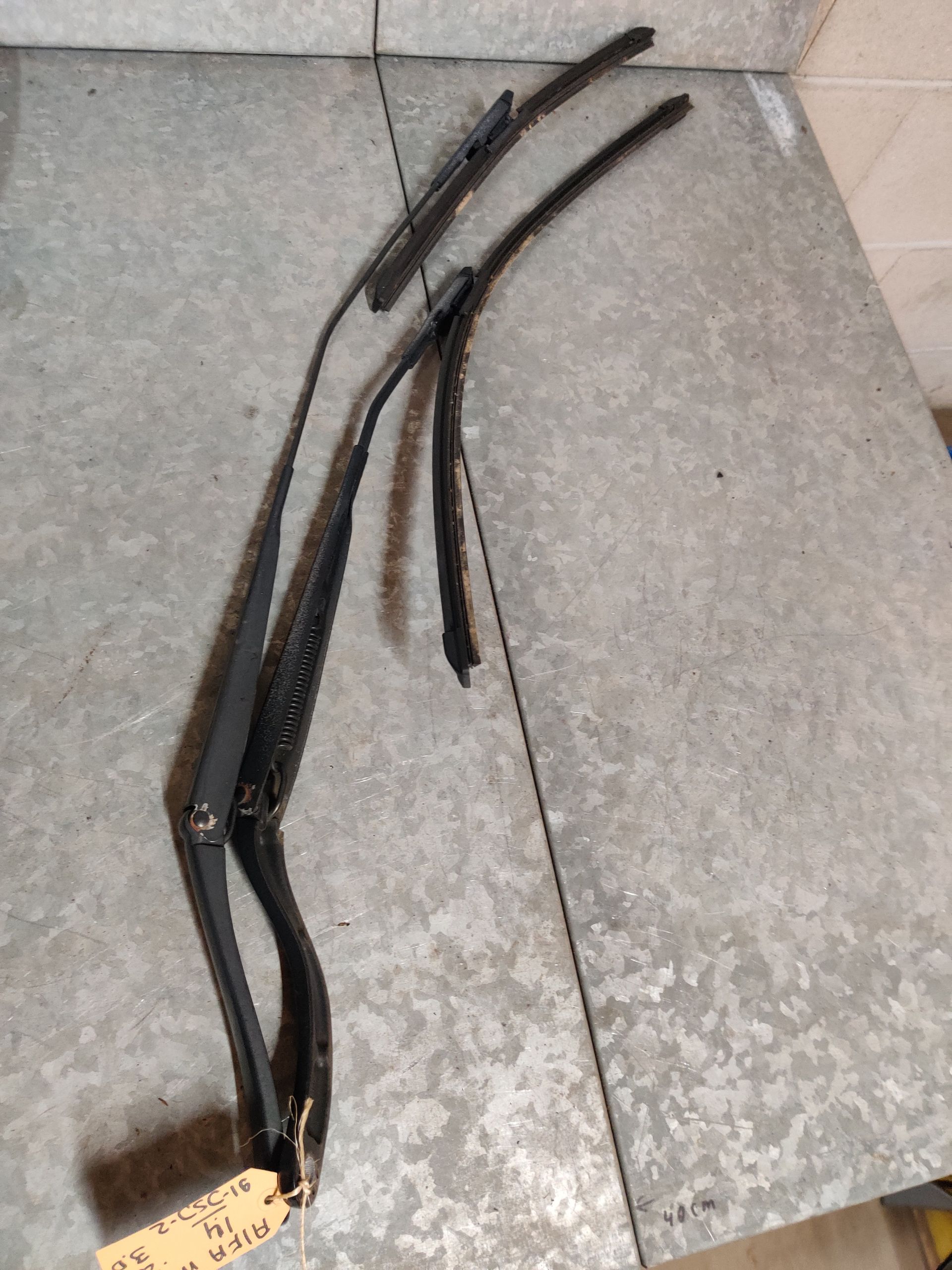 Alfa Mito, Seat Altea onderdelen tussen Deventer en Hengelo bij Stegeman Autosloperij in Exel.