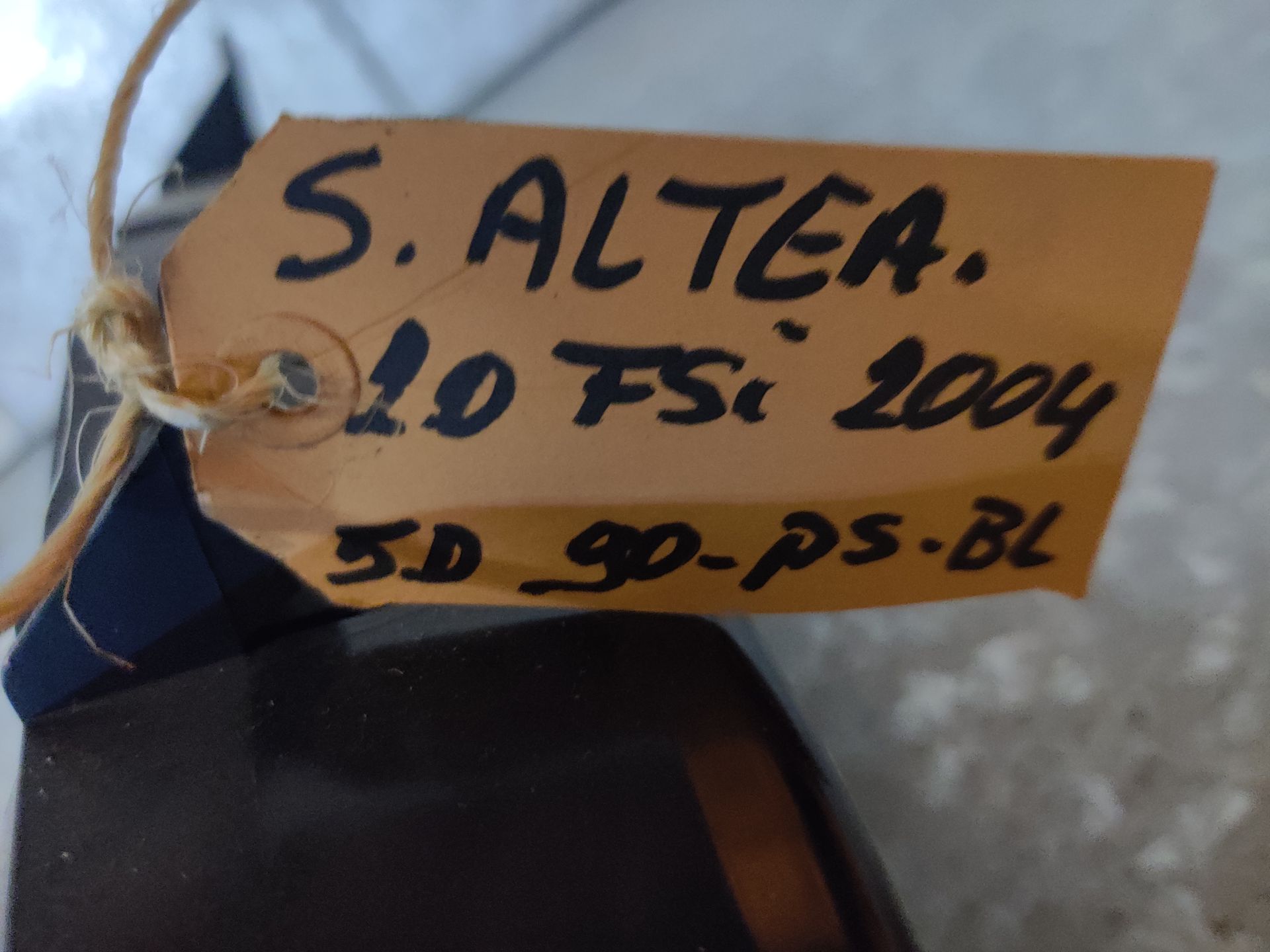 Alfa Mito, Seat Altea onderdelen tussen Deventer en Hengelo bij Stegeman Autosloperij in Exel.