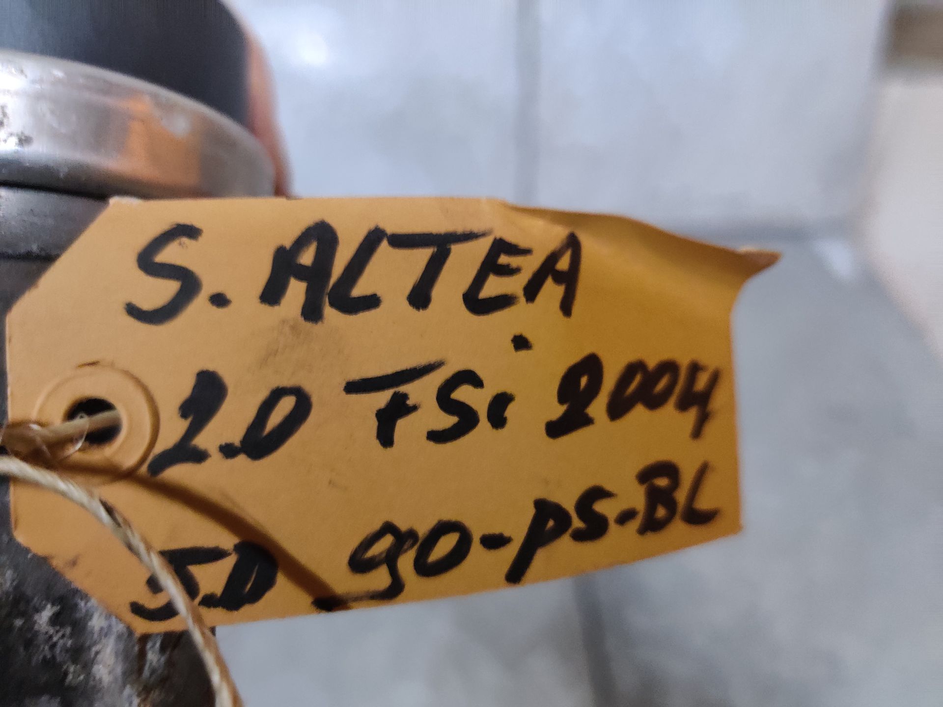 Alfa Mito, Seat Altea onderdelen tussen Deventer en Hengelo bij Stegeman Autosloperij in Exel.