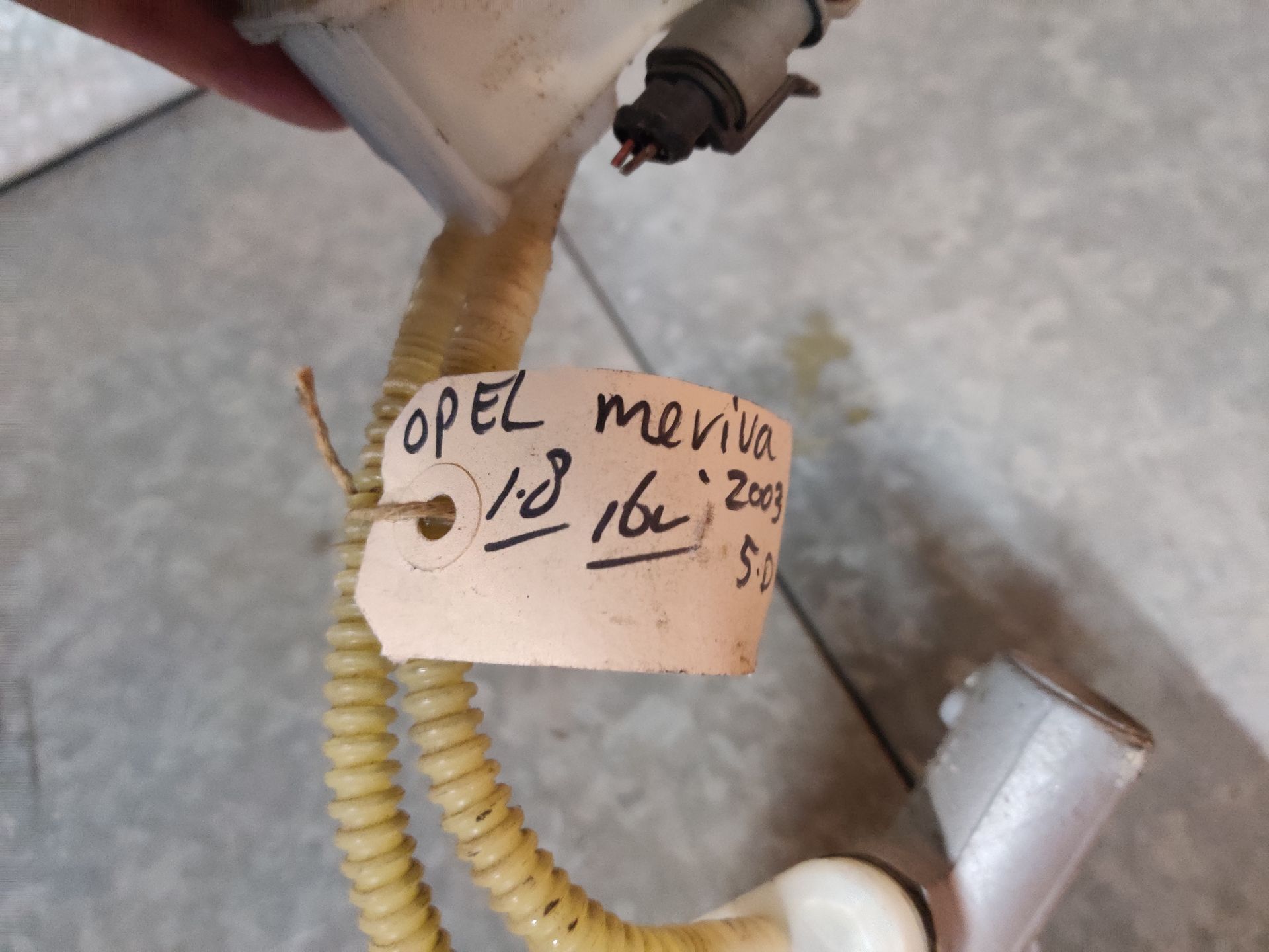 Opel Meriva hoofdremcilinders bij Stegeman Carparts in Exel bij Lochem.