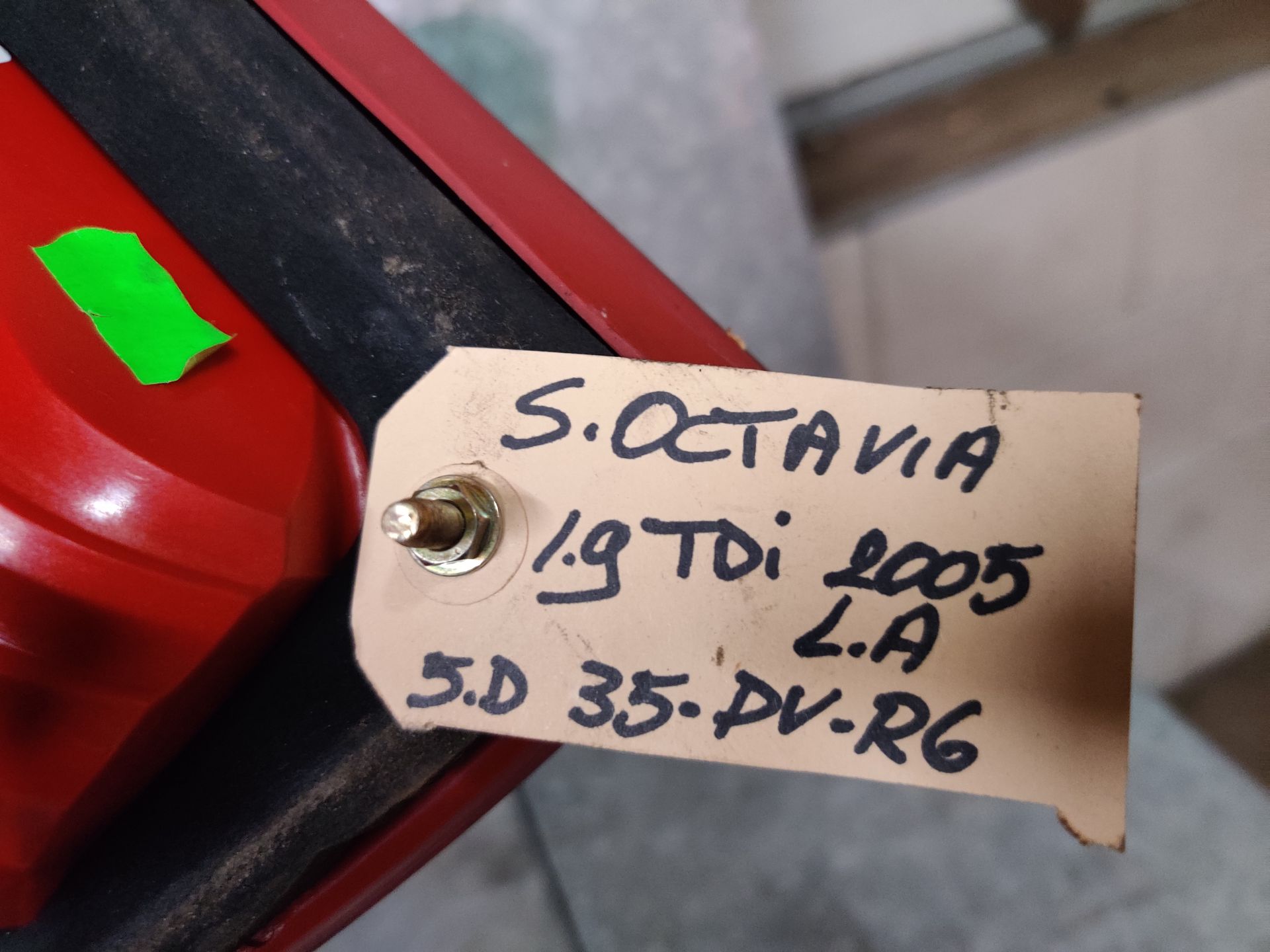 Skoda Octavia linker achterlicht uit 2005 van een 1.9 TDi.