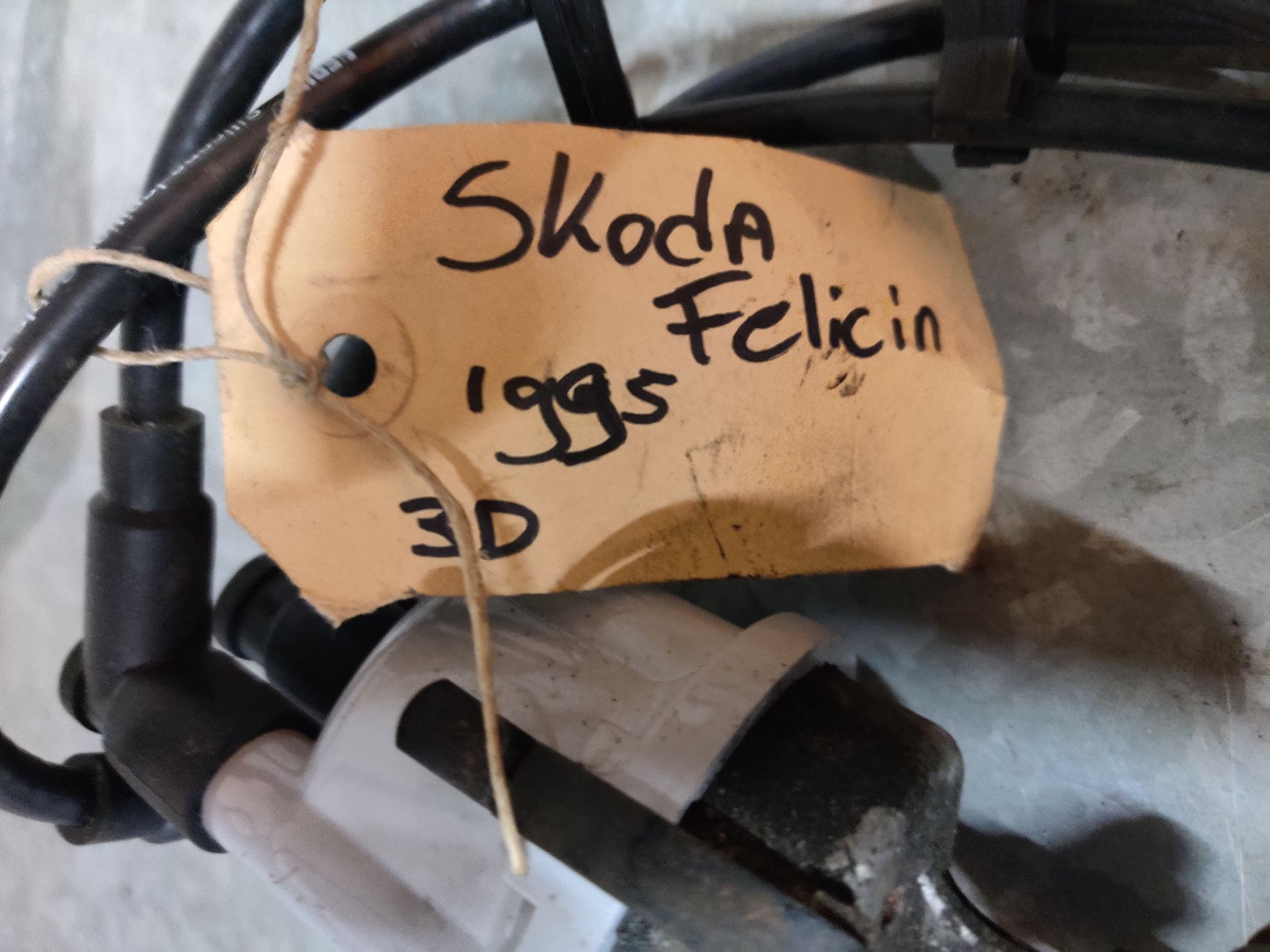 Skoda Felicia ontsteking, stroomverdeler van een 3 deurs uit 1995.