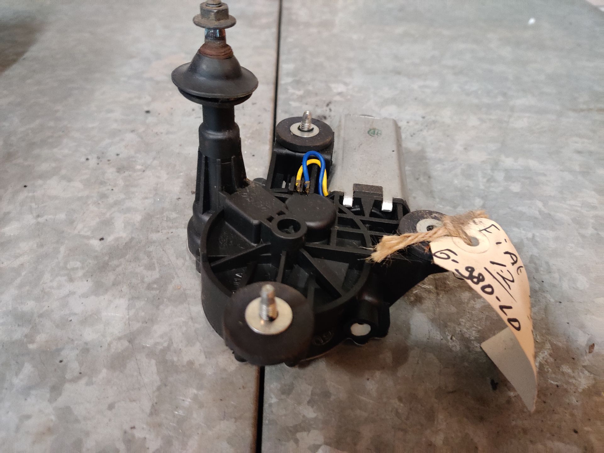 Stegeman Car Parts, ruitenwissermotor van diverse modellen op voorraad, Fiat 500, Volvo, Opel Manta