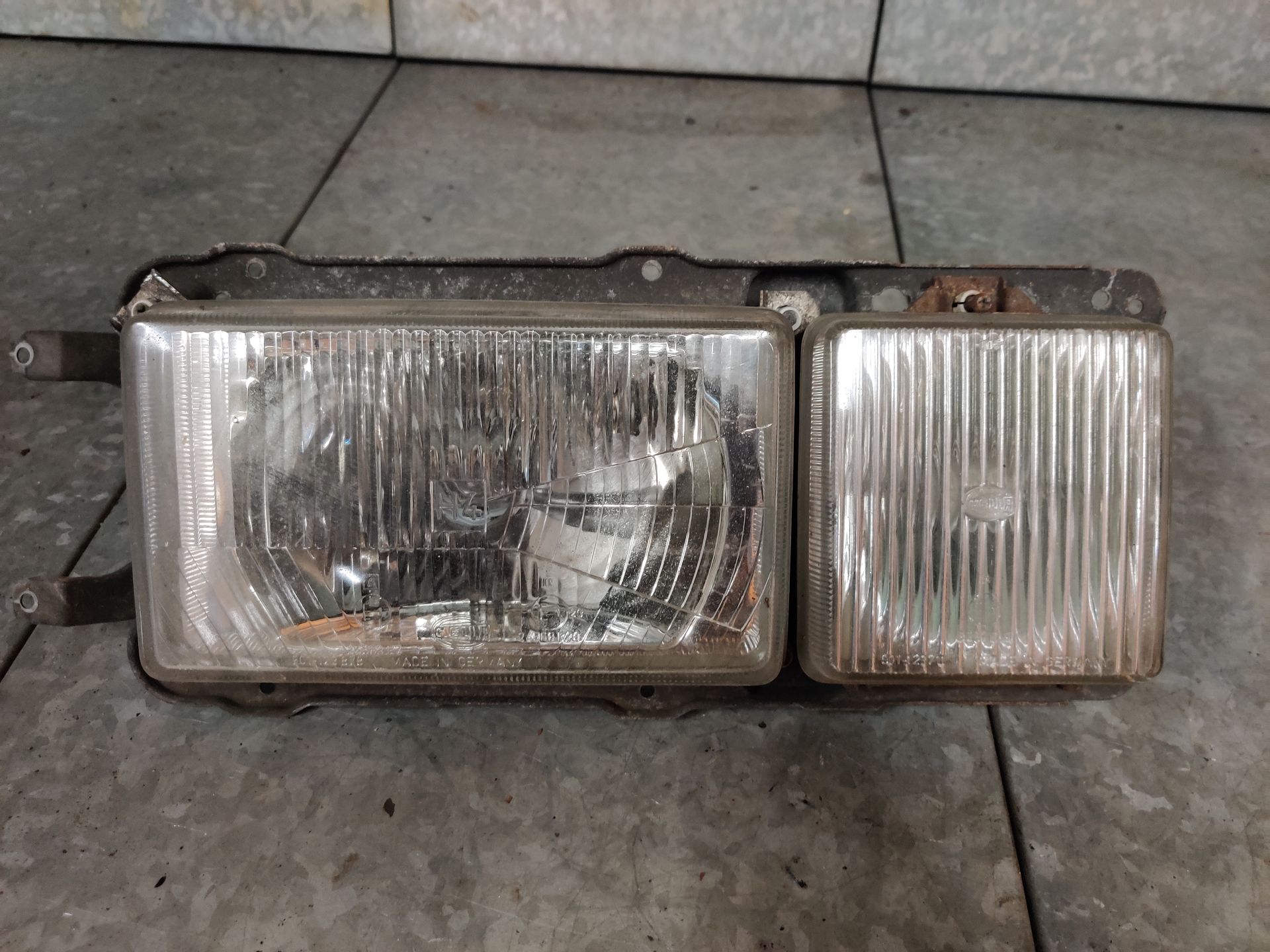 VW T3, Passat, Scirocco rechter koplamp.