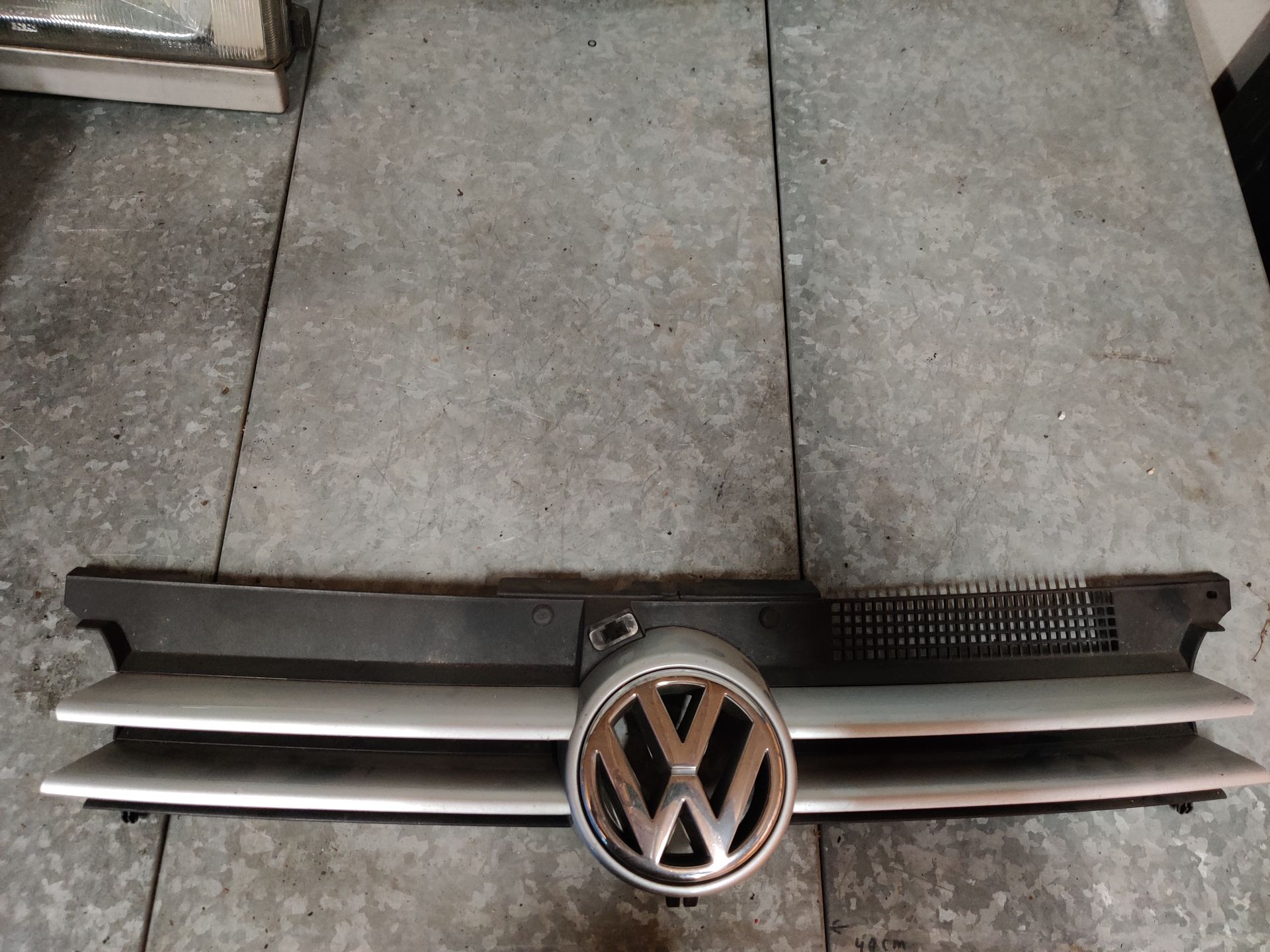 VW Golf 4 grille.