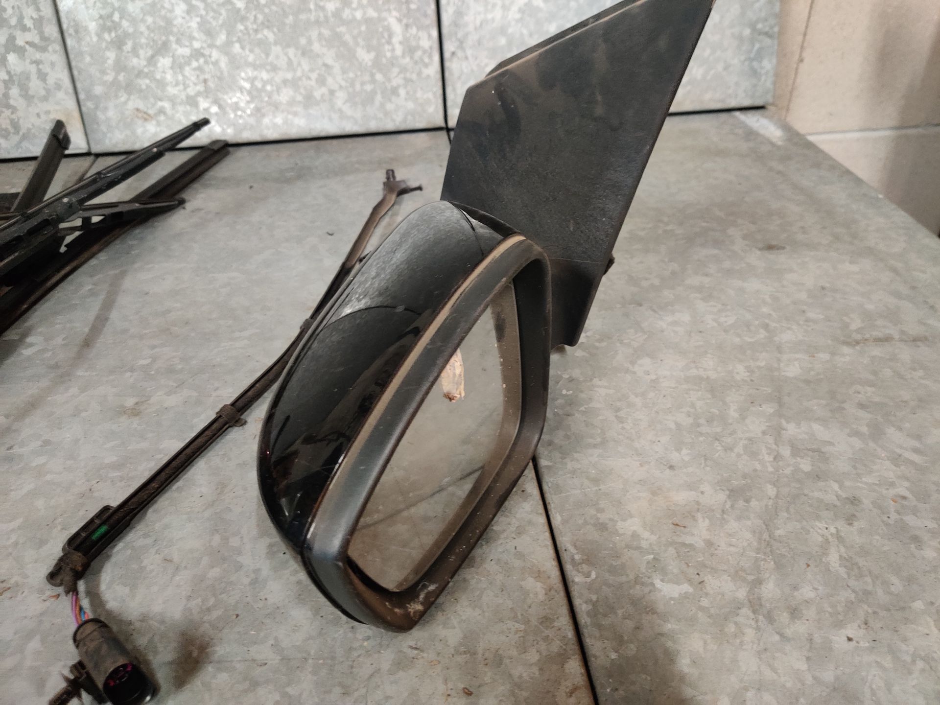 Seat Mii linker spiegel elektrisch uit 2013.