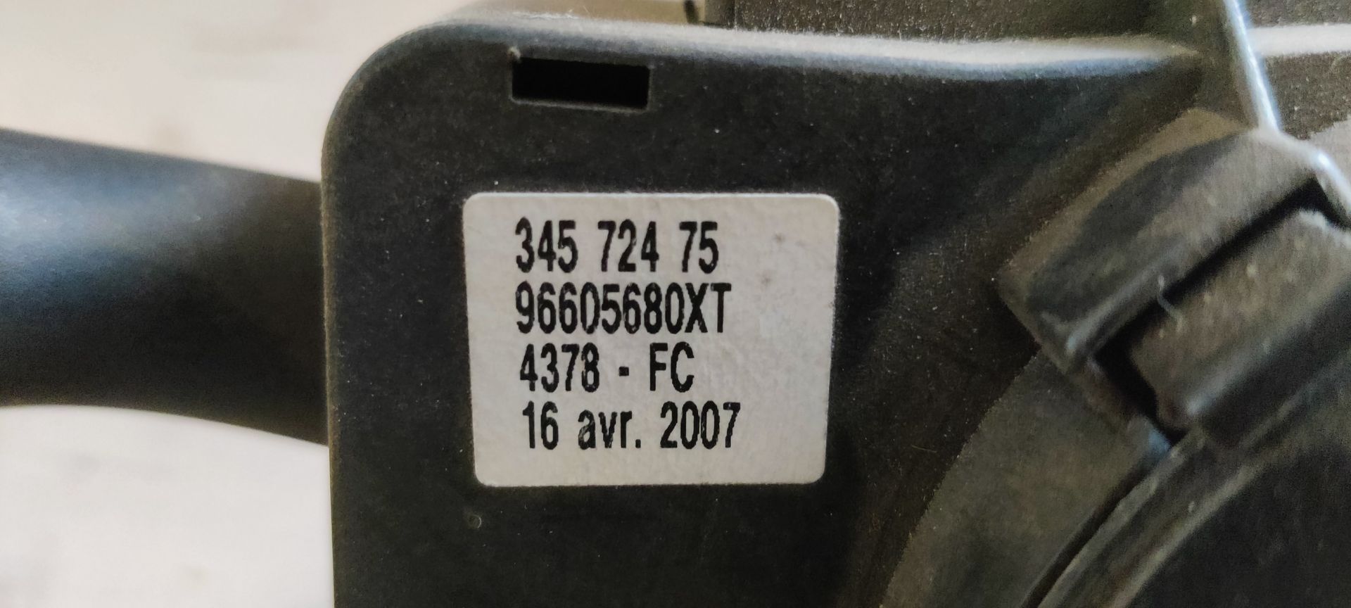 Citroen Berlingo richtingaanwijzerschakelaar unit.