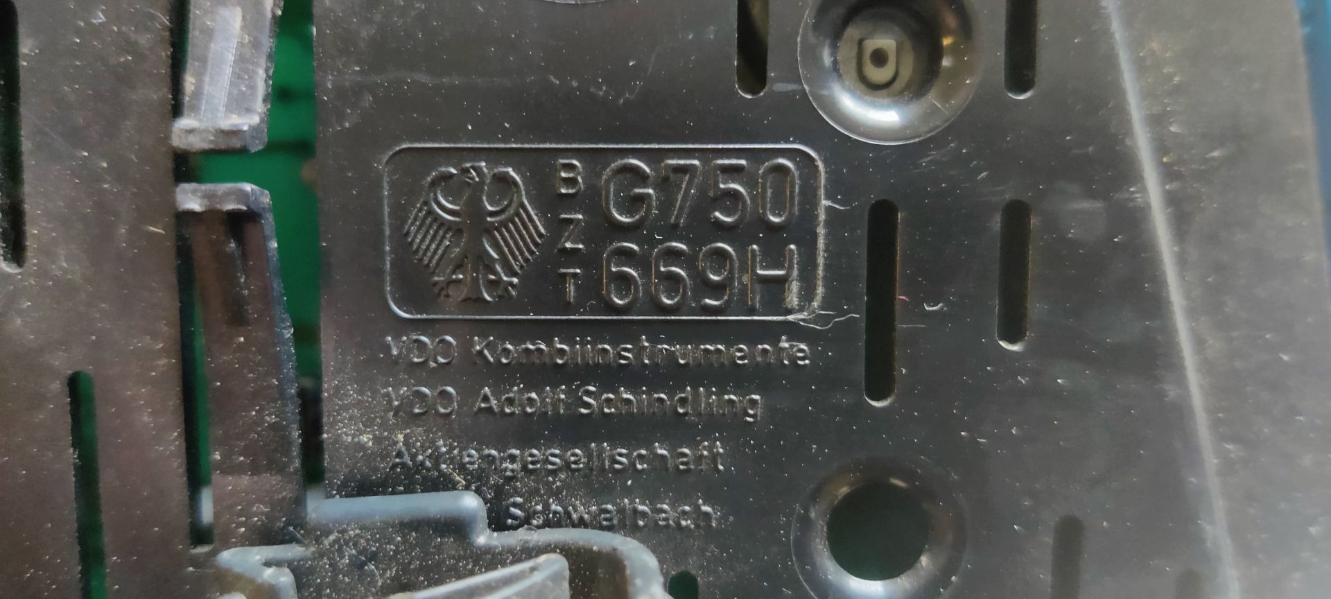 Volkswagen Transporter 1.9 TDi dashboard.