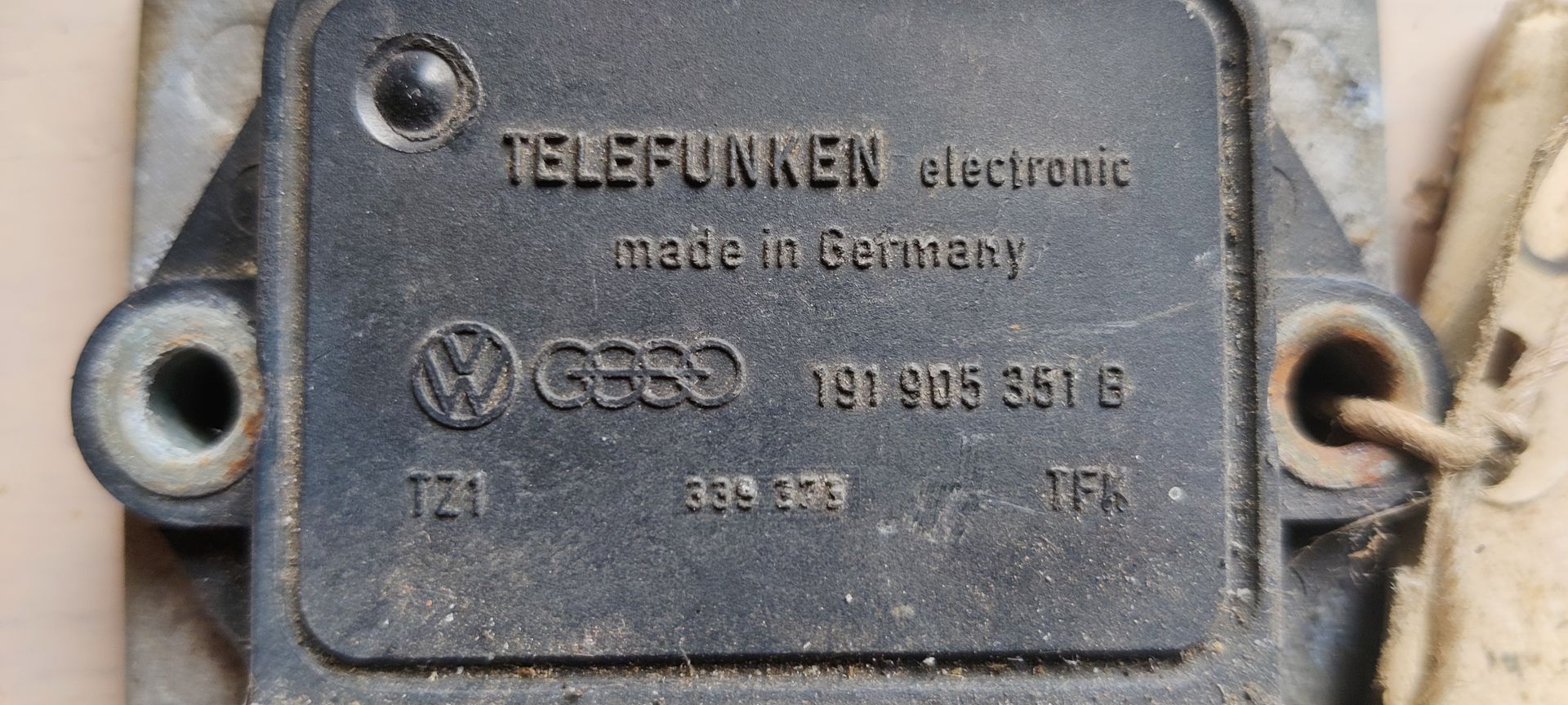 Volkswagen Golf 1 ontstekingsmodule.