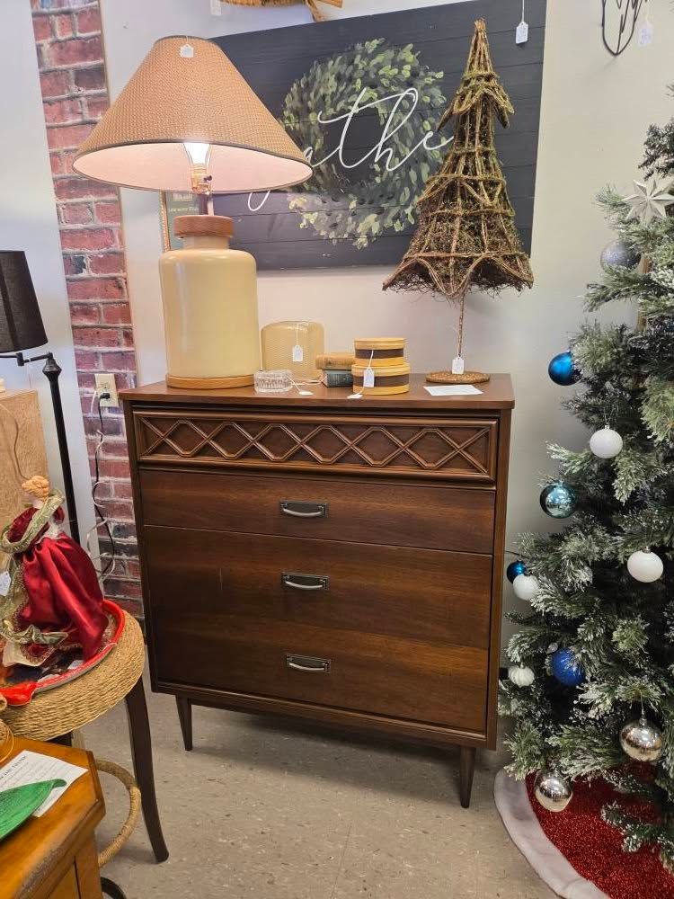 MCM Bassett chest of drawers measures 36 3/4" x 17 3/4" x 42" tall....Card Price $445.99 / Cash Price $419.99