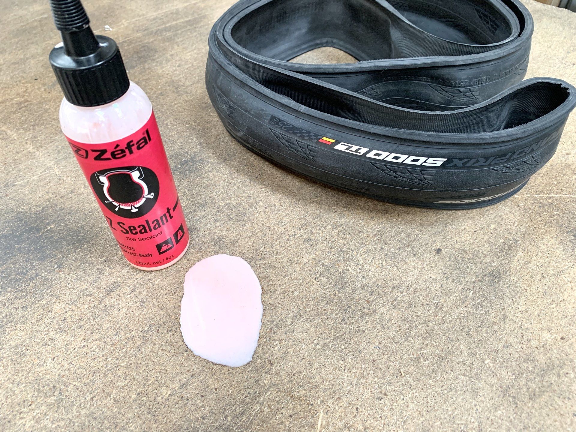 Tubeless sealant and rolling resistance in a Continental GP5000 TL tyre
