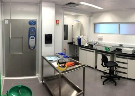 Farmacêutica - projeto de laboratório Microbiologia