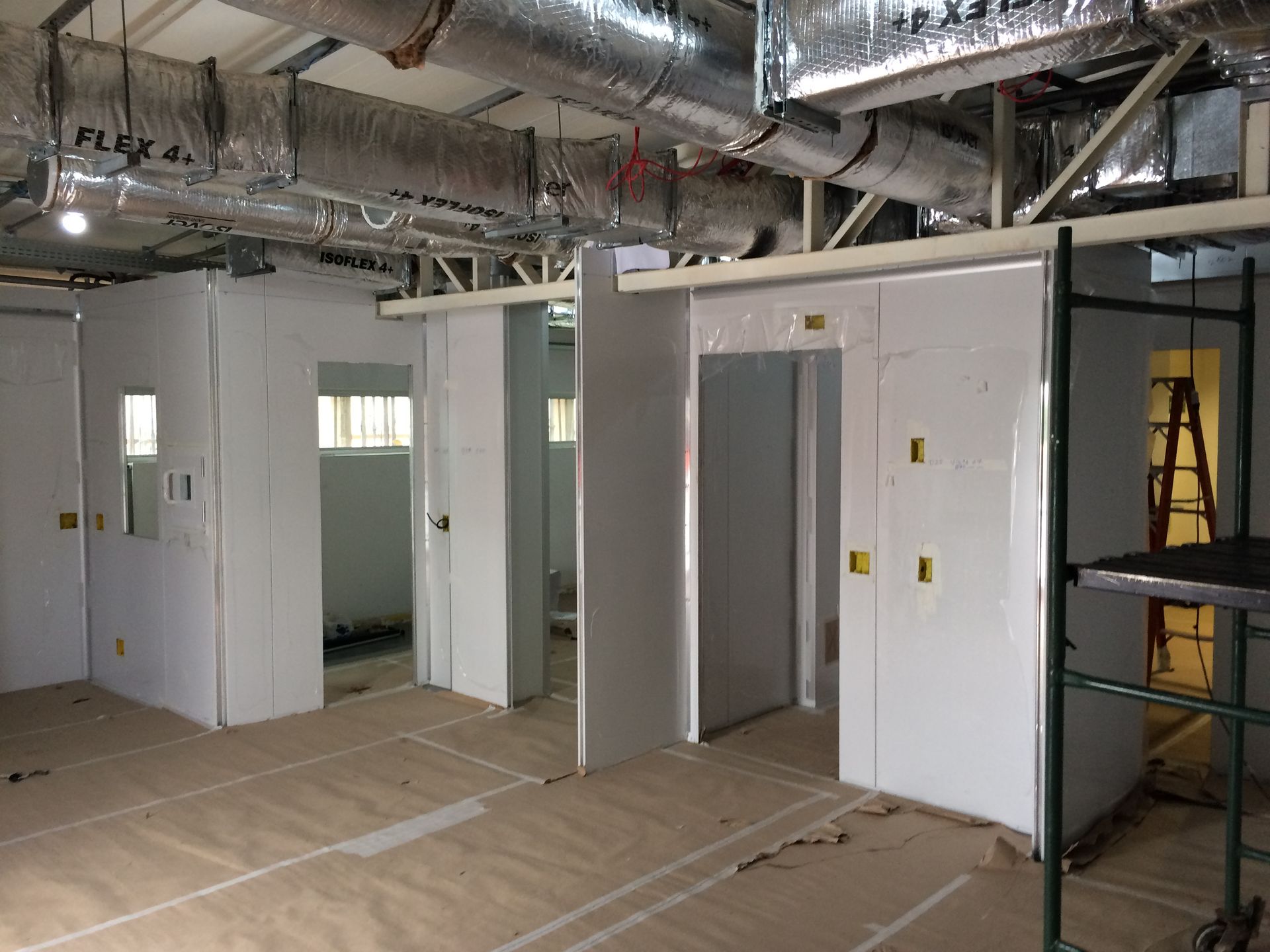 Farmacêutica - Microbiologia , execução de sala limpa