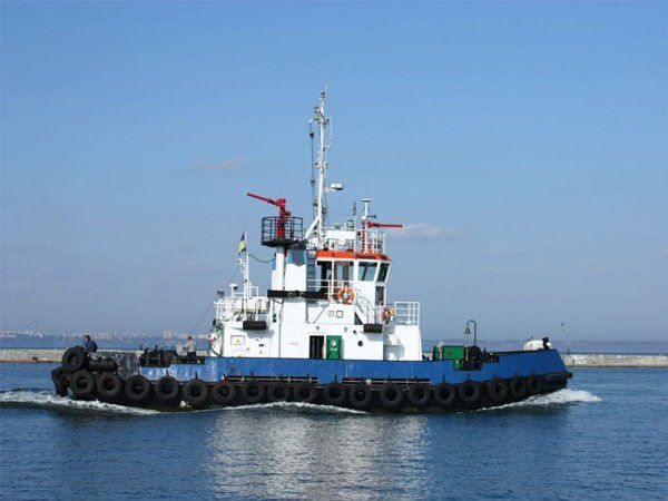 Blue White Red Ship — Newcastle, NSW — Channel Shipwright Services