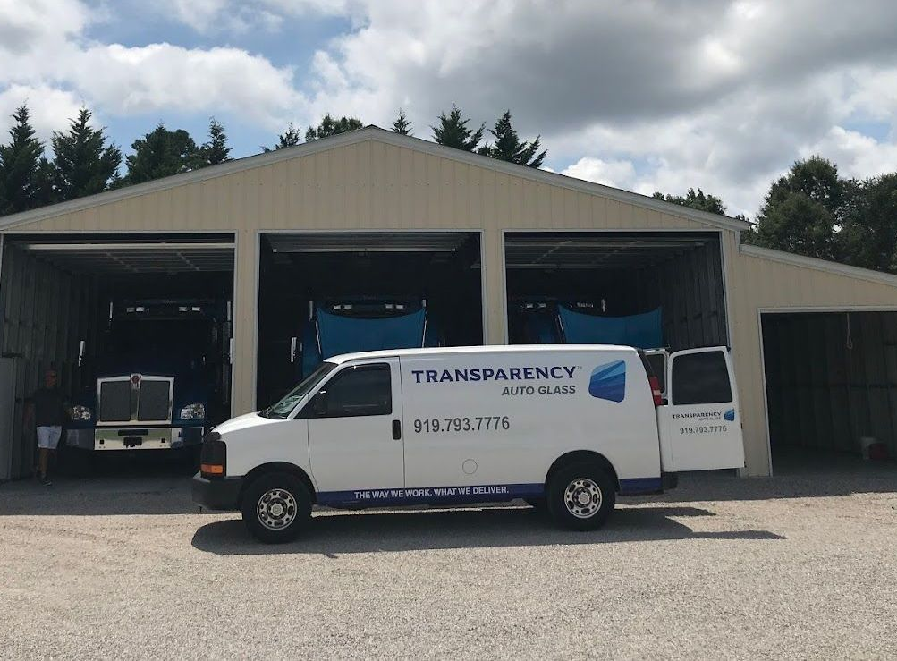 Auto glass repair near 400H Apartments, Raleigh, NC