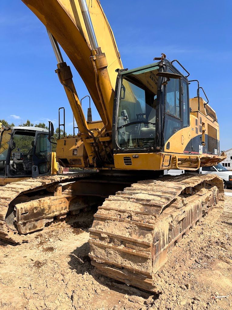 Mobile Heavy Equipment Glass Replacement in Raleigh, NC