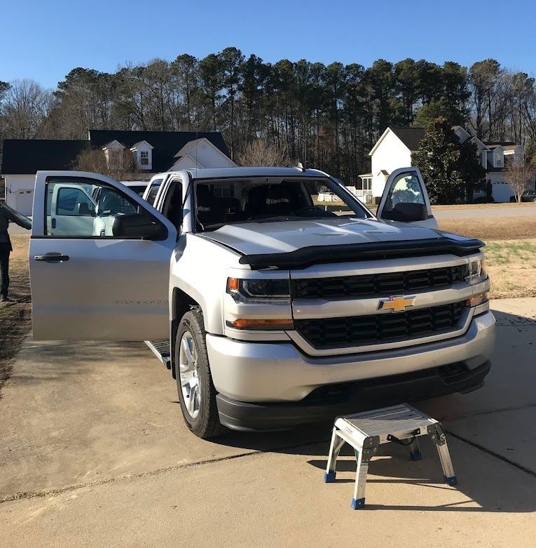 Car window replacement in Raleigh, NC