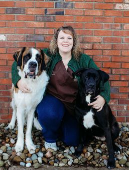 Rebekah Daniels Registered Veterinary Technician, Western Reserve Animal Clinic