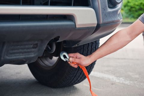 How to use cables to tow a car - Towing Company in South Weymouth, MA