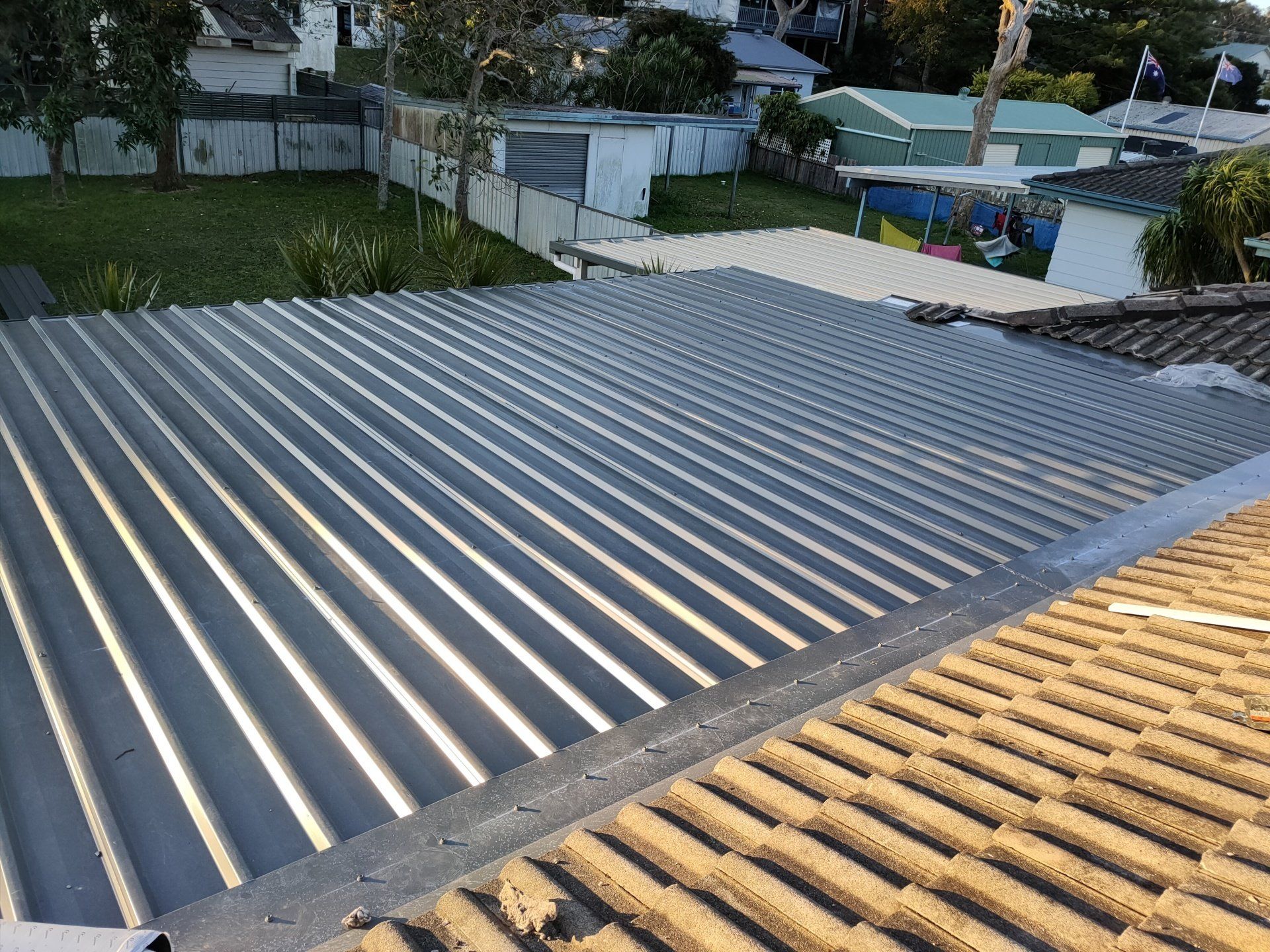 Red Metal Roof - Roofing Specialist in Port Stephens, NSW